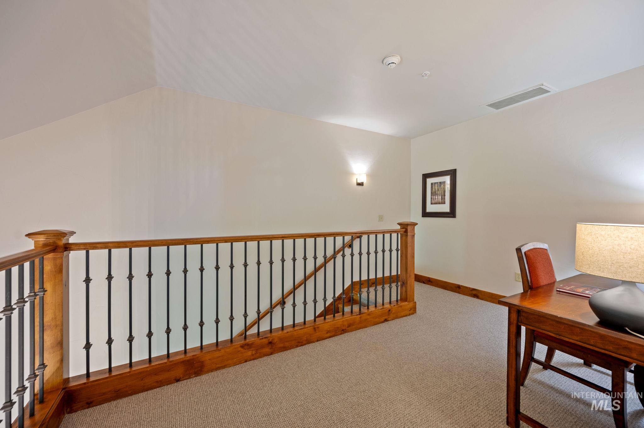 75 Arling Center Ct, Donnelly, Idaho 83615, 2 Bedrooms, 2 Bathrooms, Residential For Sale, Price $1,200,000,MLS 98993513