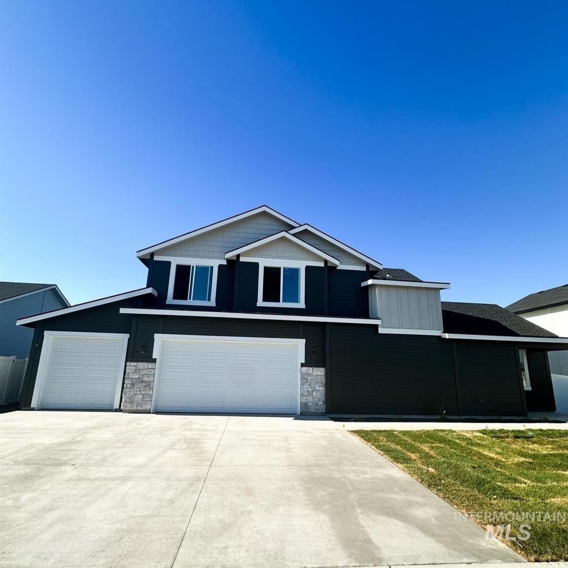 2205 Oxon St Oxon St, Caldwell, Idaho 83605, 5 Bedrooms, 2.5 Bathrooms, Residential For Sale, Price $454,000, 98993515