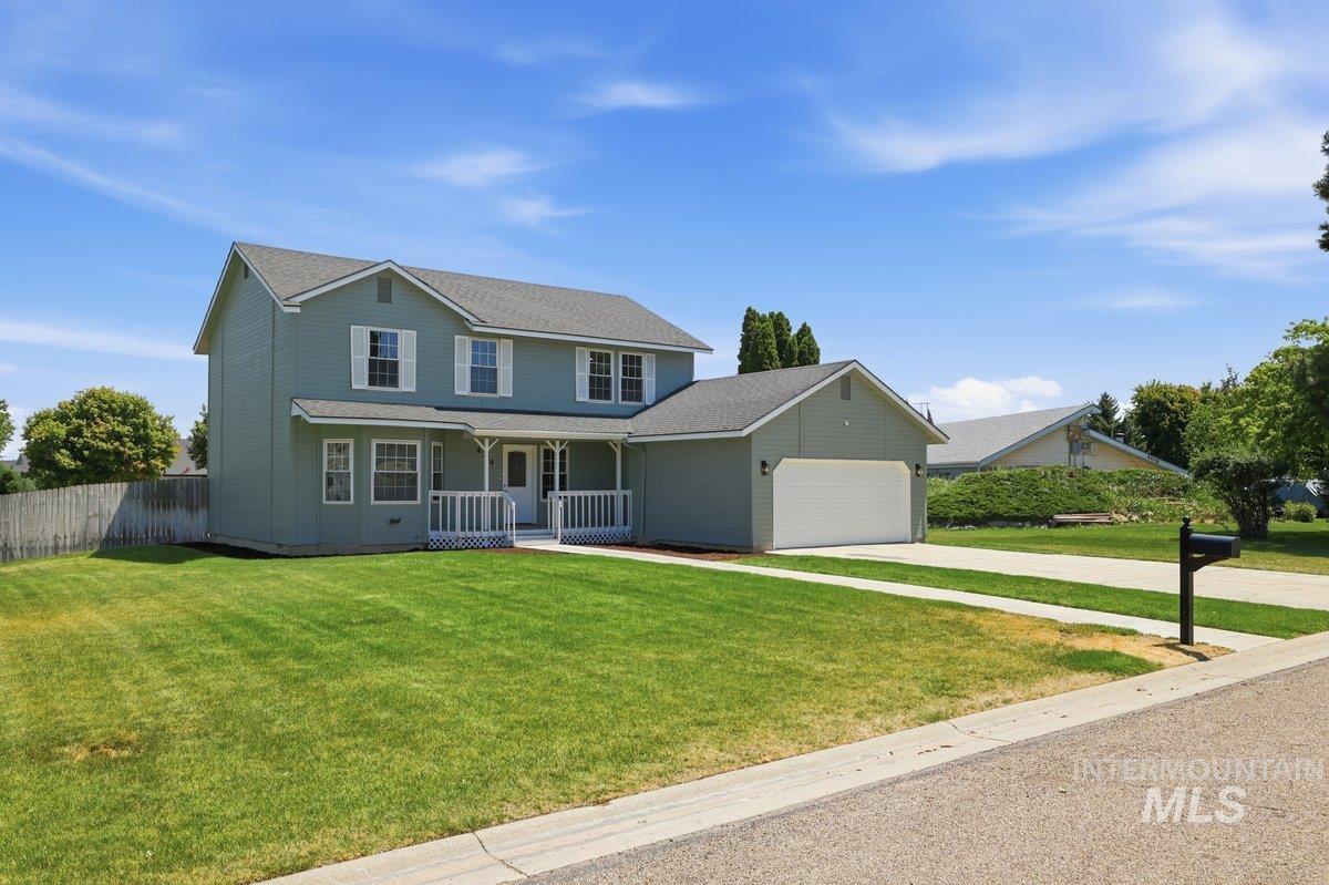 4324 Choctaw Dr, Nampa, Idaho 83686, 4 Bedrooms, 2.5 Bathrooms, Residential For Sale, Price $459,990, 98993516
