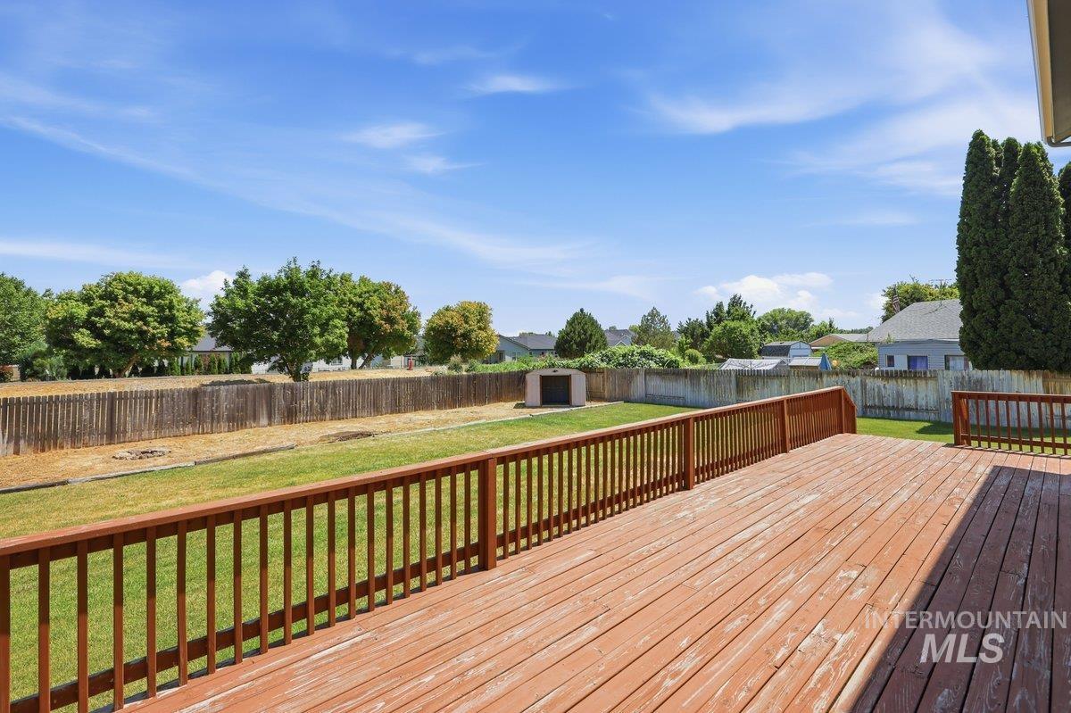 4324 Choctaw Dr, Nampa, Idaho 83686, 4 Bedrooms, 2.5 Bathrooms, Residential For Sale, Price $459,990, 98993516