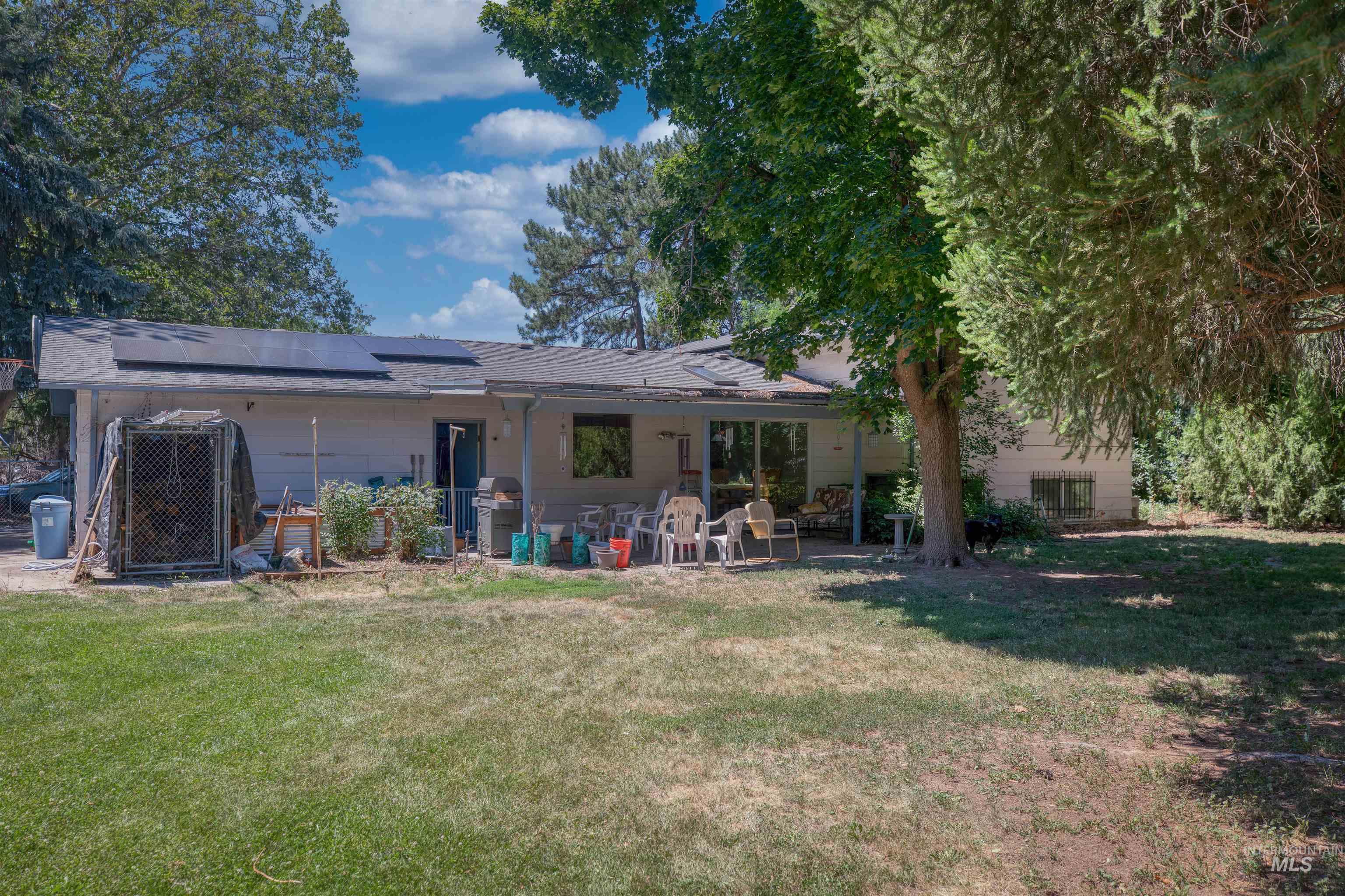 300 S Appaloosa Dr., Boise, Idaho 83709, 5 Bedrooms, 3 Bathrooms, Residential For Sale, Price $599,900, 98993520