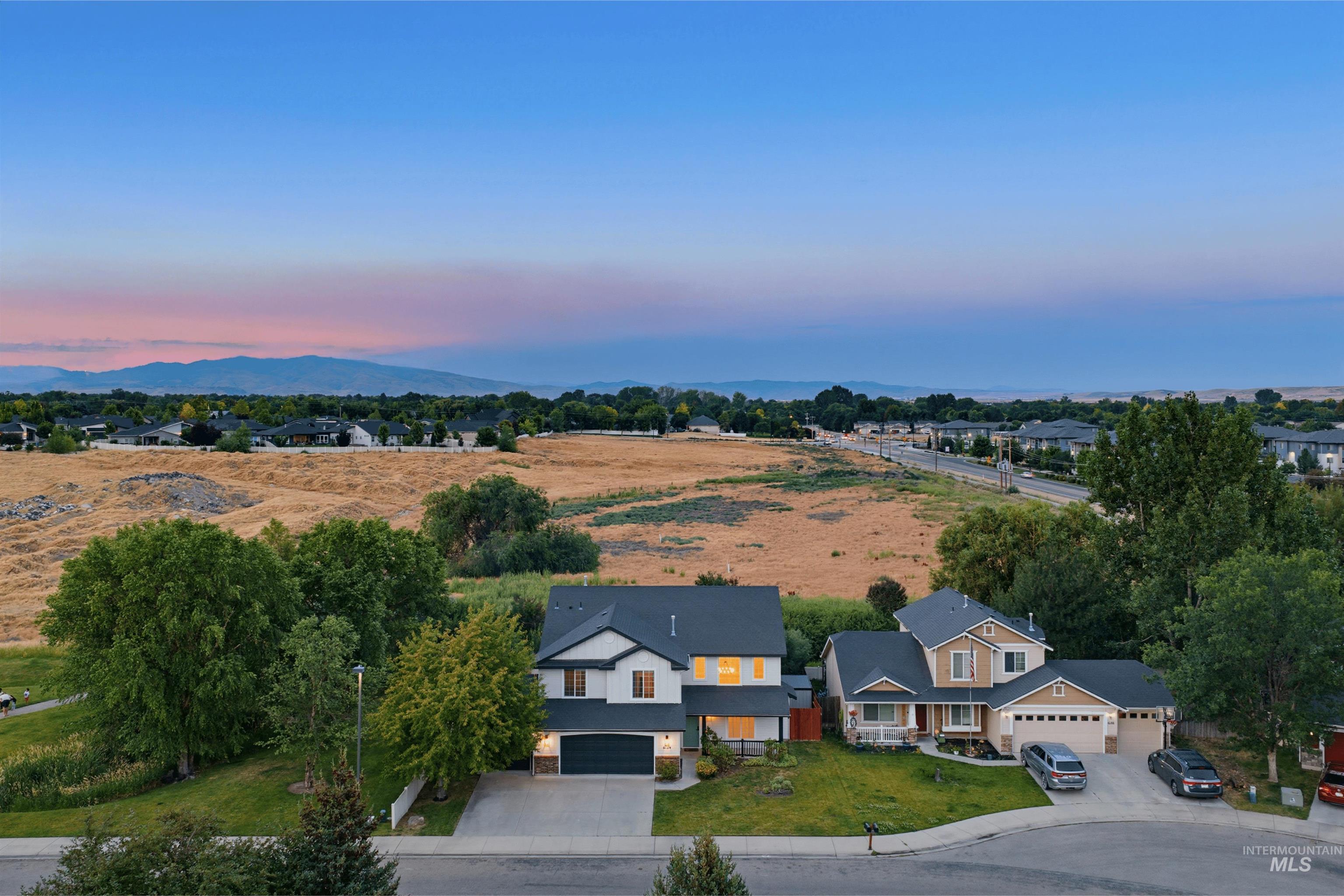 6124 S Sea Breeze Way, Boise, Idaho 83709, 4 Bedrooms, 2.5 Bathrooms, Residential For Sale, Price $650,000, 98993522
