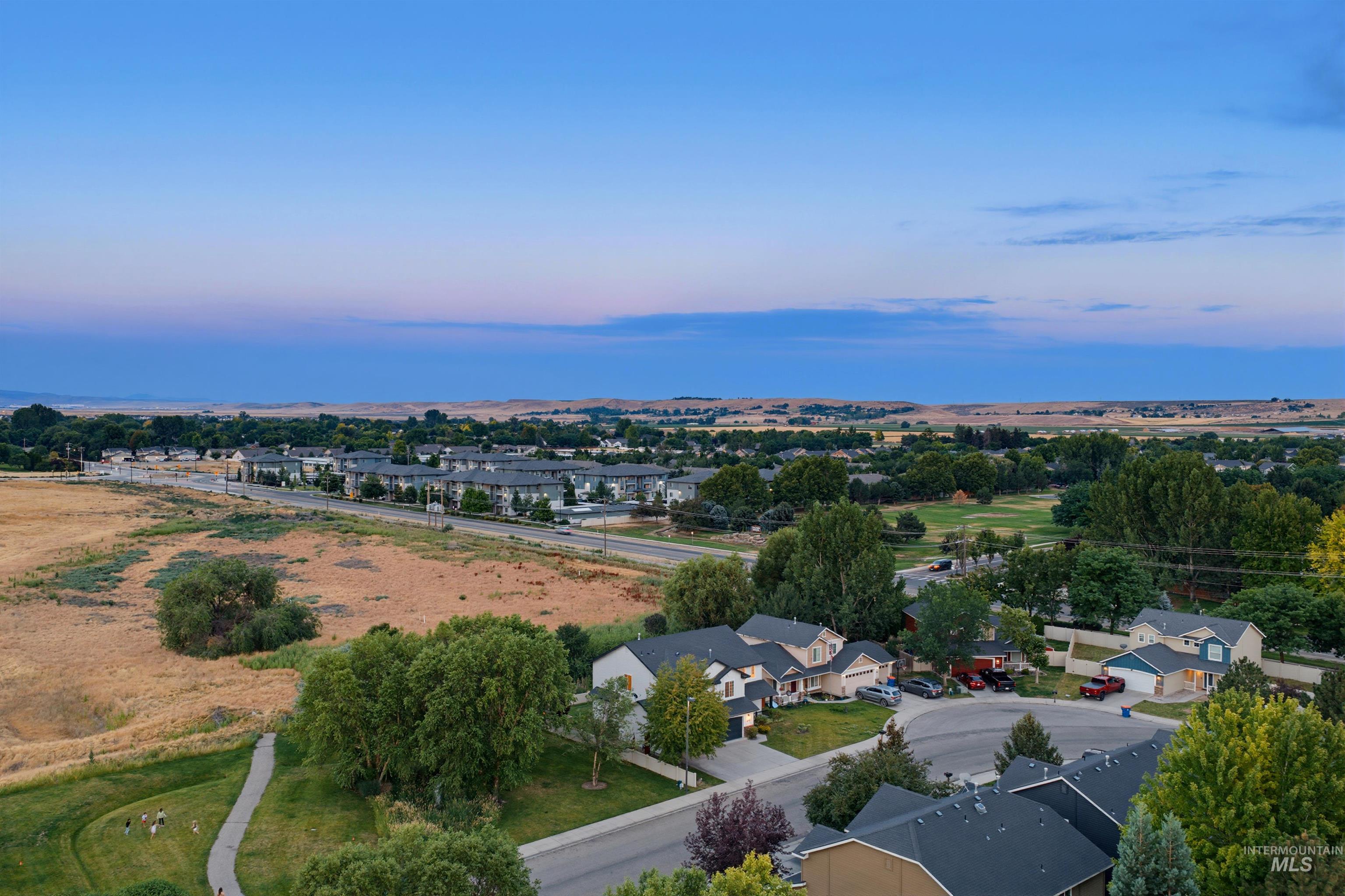 6124 S Sea Breeze Way, Boise, Idaho 83709, 4 Bedrooms, 2.5 Bathrooms, Residential For Sale, Price $650,000, 98993522