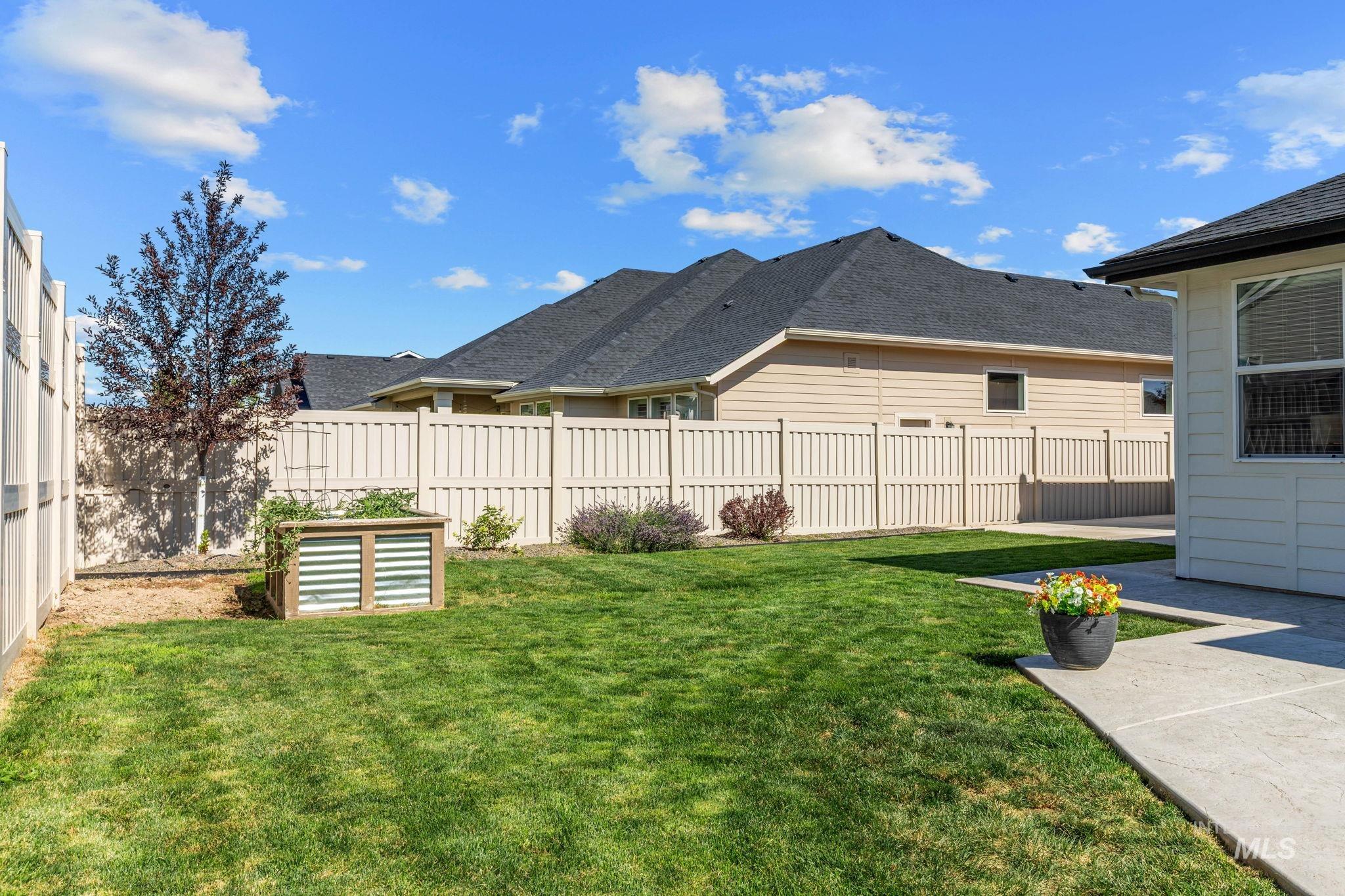 1646 Fort Williams St, Middleton, Idaho 83644, 3 Bedrooms, 2 Bathrooms, Residential For Sale, Price $559,000, 98993523