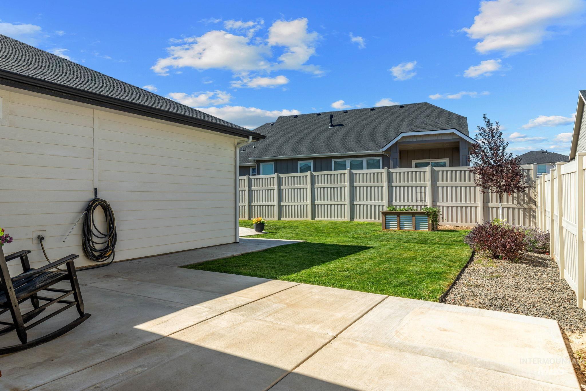 1646 Fort Williams St, Middleton, Idaho 83644, 3 Bedrooms, 2 Bathrooms, Residential For Sale, Price $559,000, 98993523