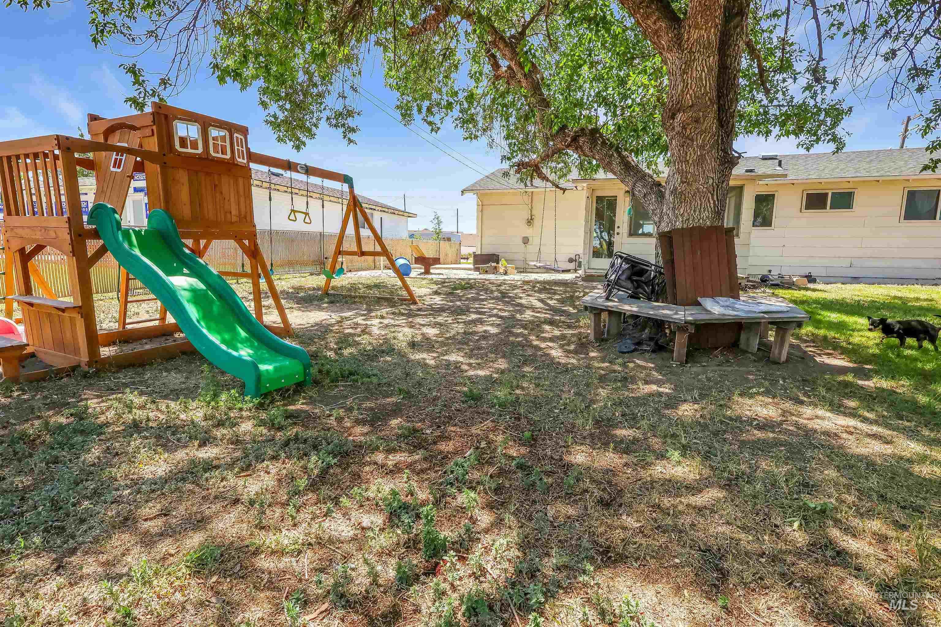2631 Park Ave, Burley, Idaho 83318, 3 Bedrooms, 1 Bathroom, Residential For Sale, Price $250,000, 98993524