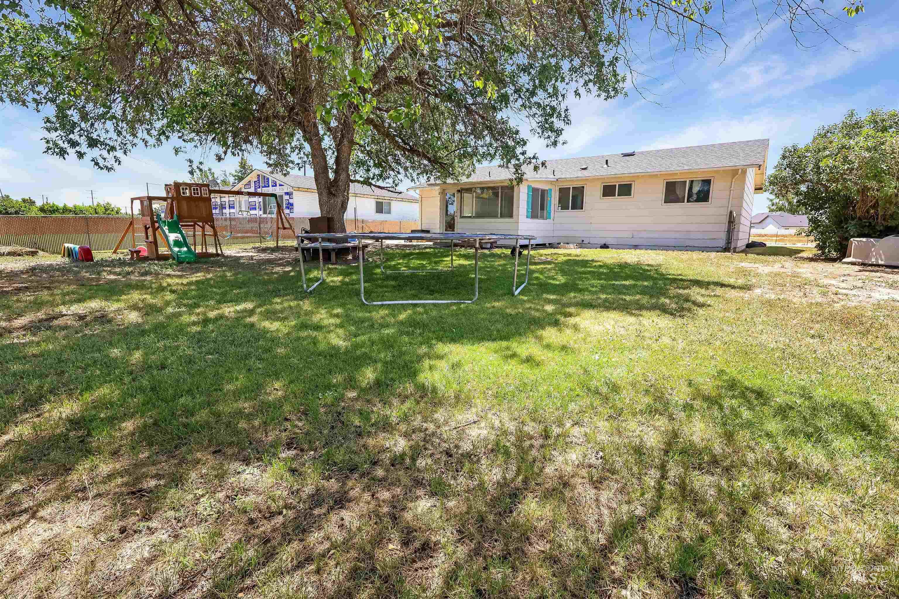 2631 Park Ave, Burley, Idaho 83318, 3 Bedrooms, 1 Bathroom, Residential For Sale, Price $250,000, 98993524