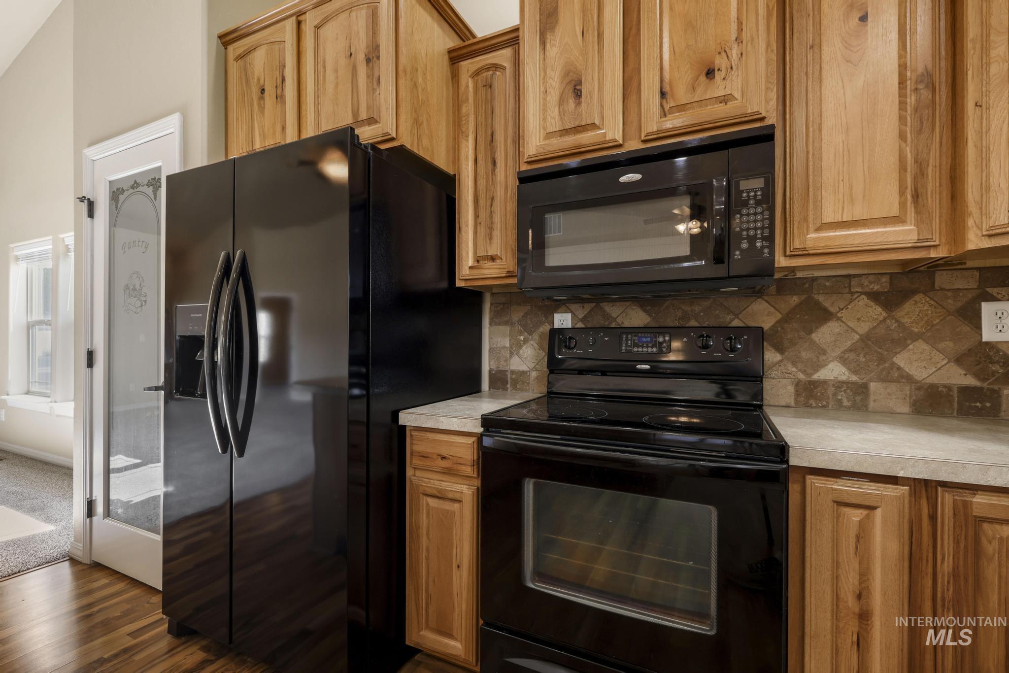 313 15th Ave E, Jerome, Idaho 83338, 5 Bedrooms, 2 Bathrooms, Residential For Sale, Price $459,000, 98993528
