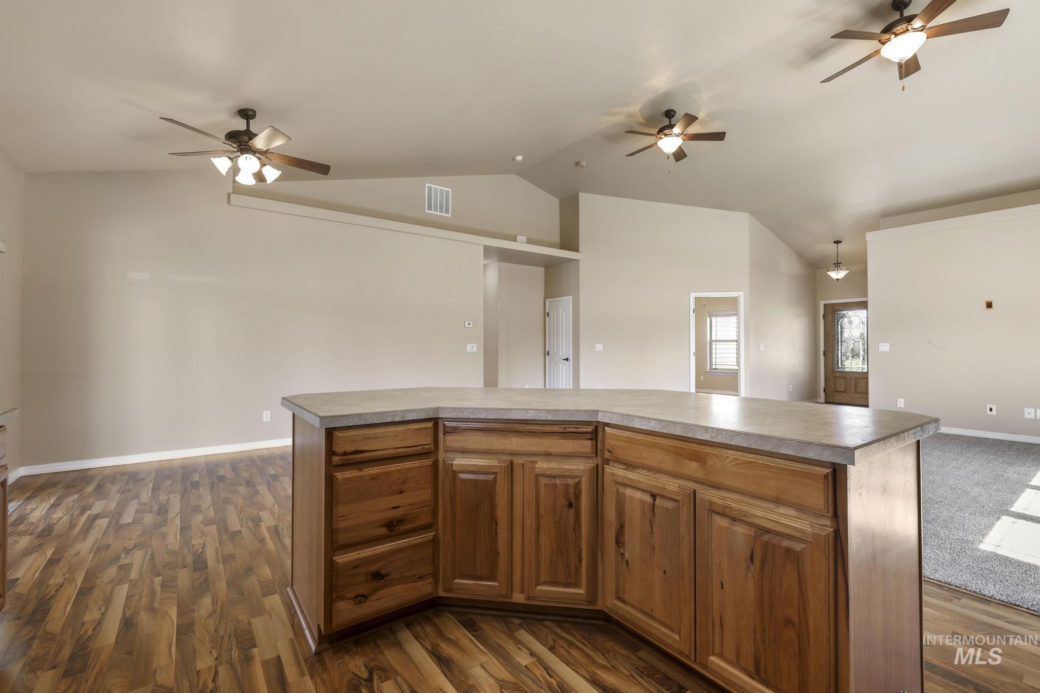 313 15th Ave E, Jerome, Idaho 83338, 5 Bedrooms, 2 Bathrooms, Residential For Sale, Price $459,000, 98993528