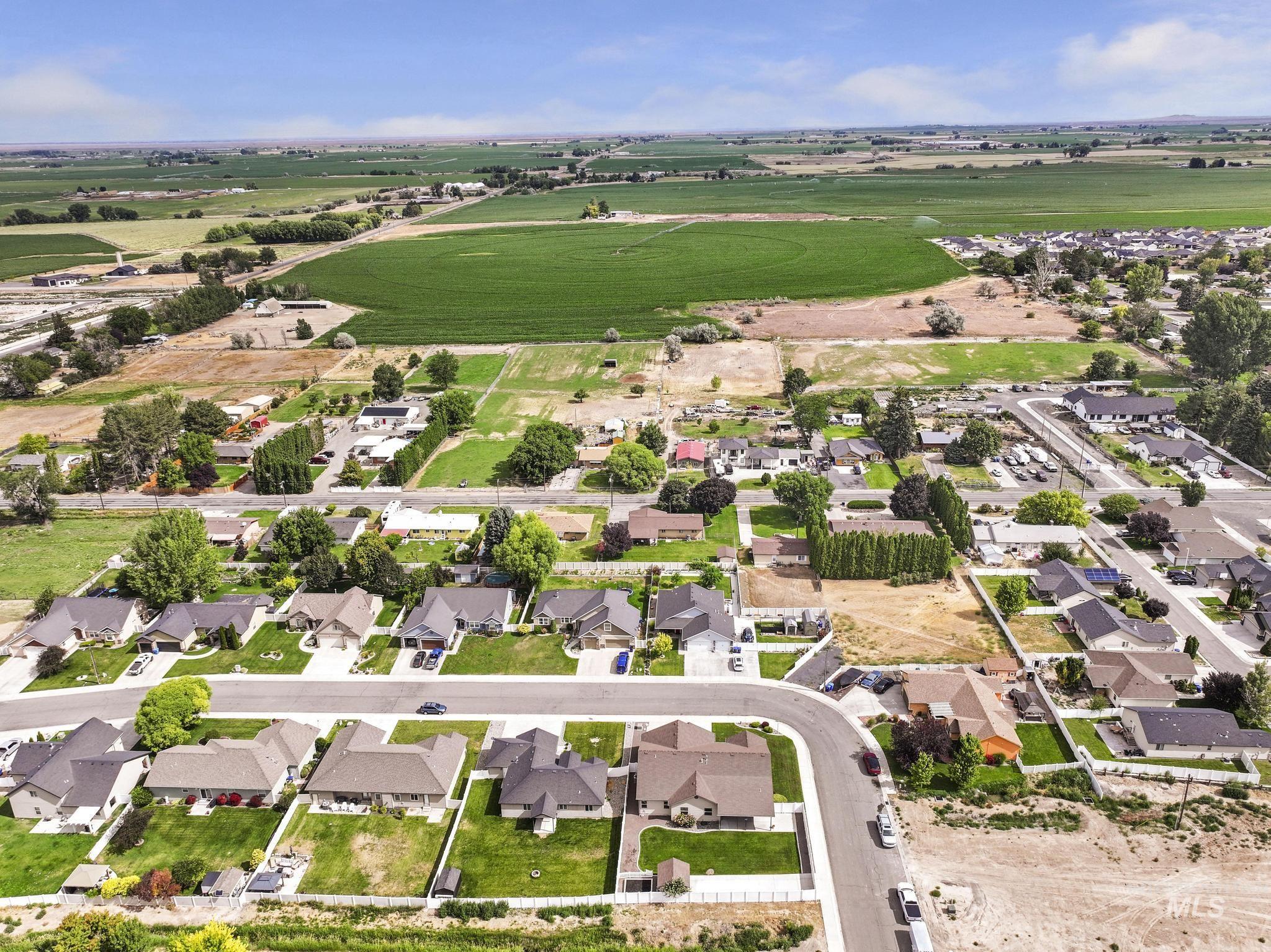 313 15th Ave E, Jerome, Idaho 83338, 5 Bedrooms, 2 Bathrooms, Residential For Sale, Price $459,000, 98993528