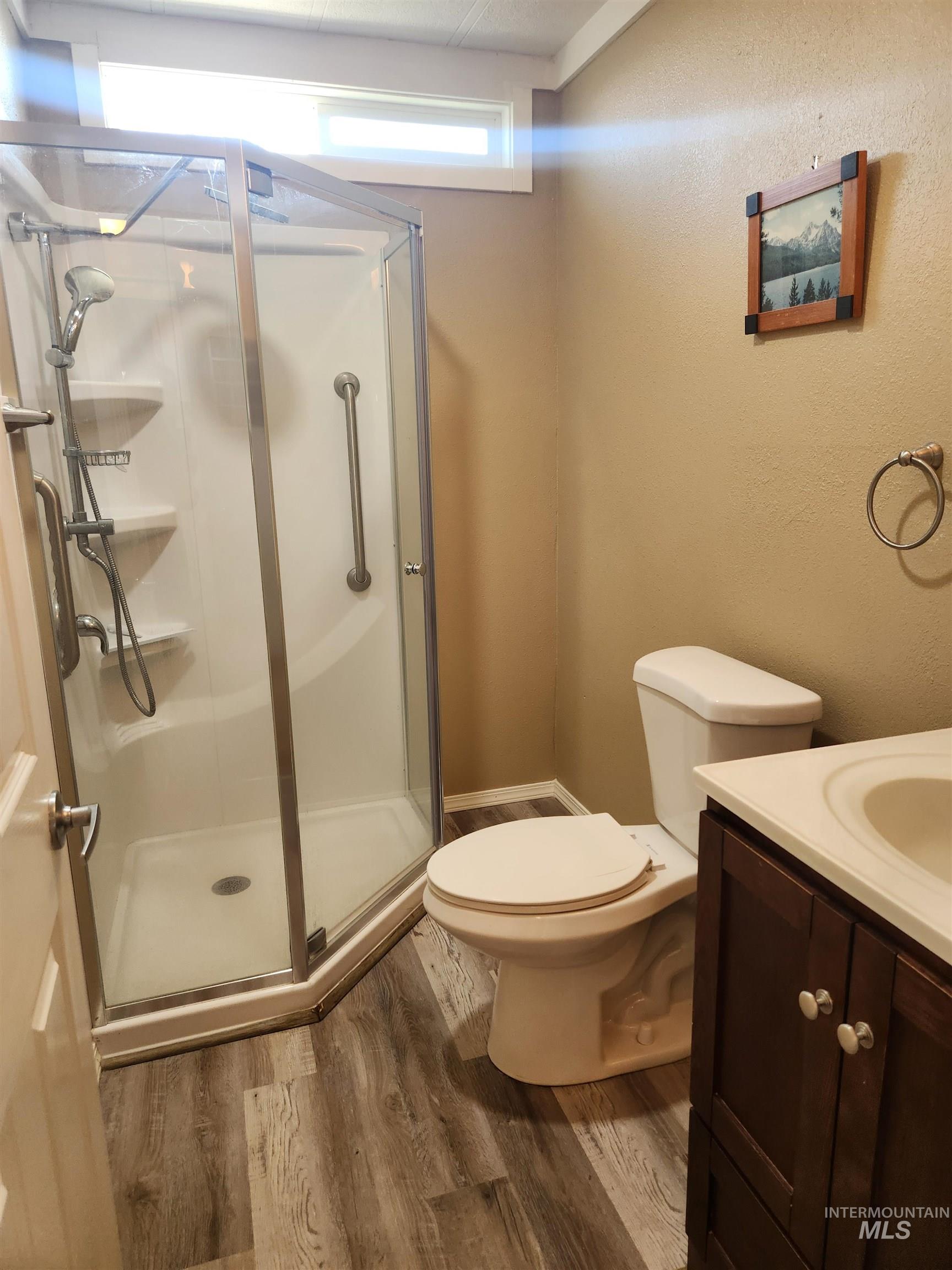 8075 Appomattox, Garden City, Idaho 83714, 2 Bedrooms, 2 Bathrooms, Residential For Sale, Price $129,000,MLS 98993531