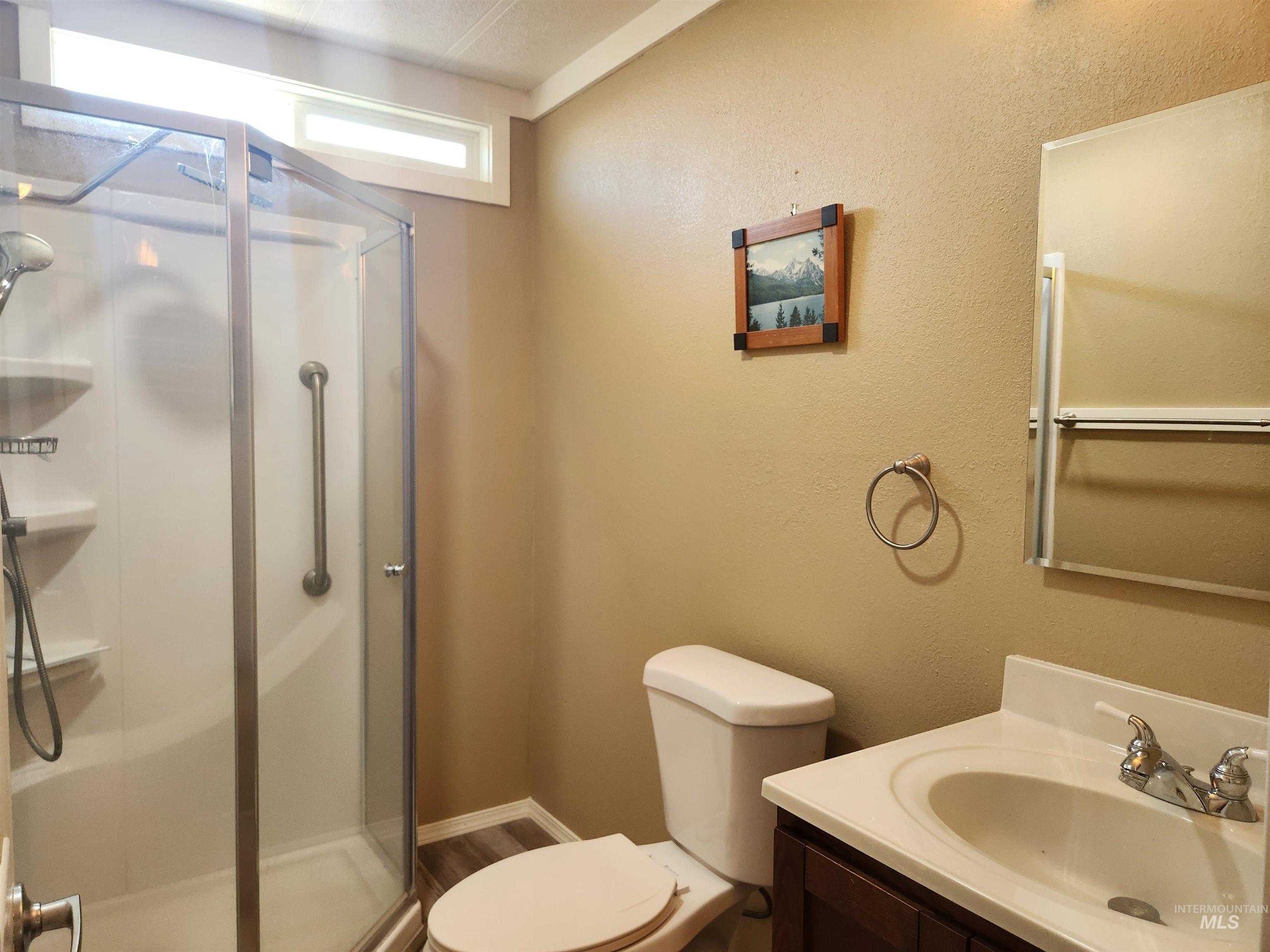 8075 Appomattox, Garden City, Idaho 83714, 2 Bedrooms, 2 Bathrooms, Residential For Sale, Price $129,000,MLS 98993531