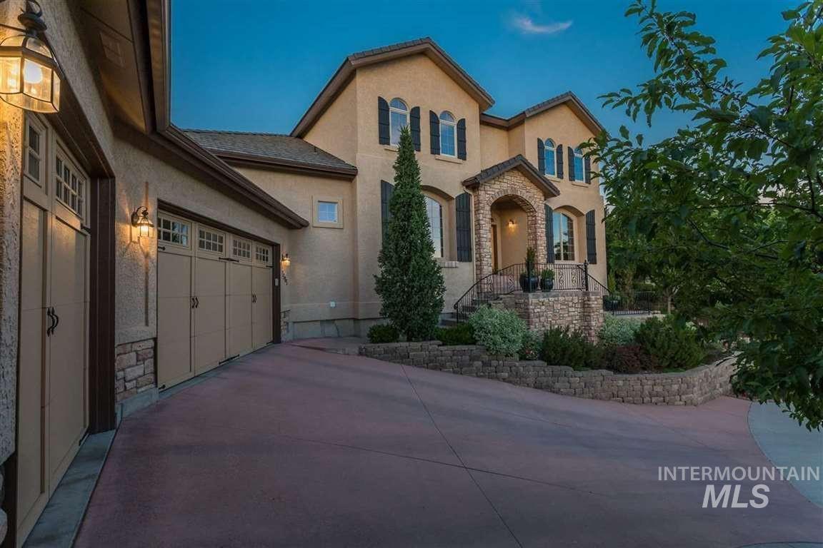 2585 E Varco Via Ct, Boise, Idaho 83712, 5 Bedrooms, 4 Bathrooms, Rental For Rent, Price $4,995, 98993532