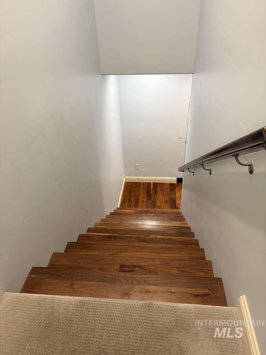 2585 E Varco Via Ct, Boise, Idaho 83712, 5 Bedrooms, 4 Bathrooms, Rental For Rent, Price $4,995, 98993532