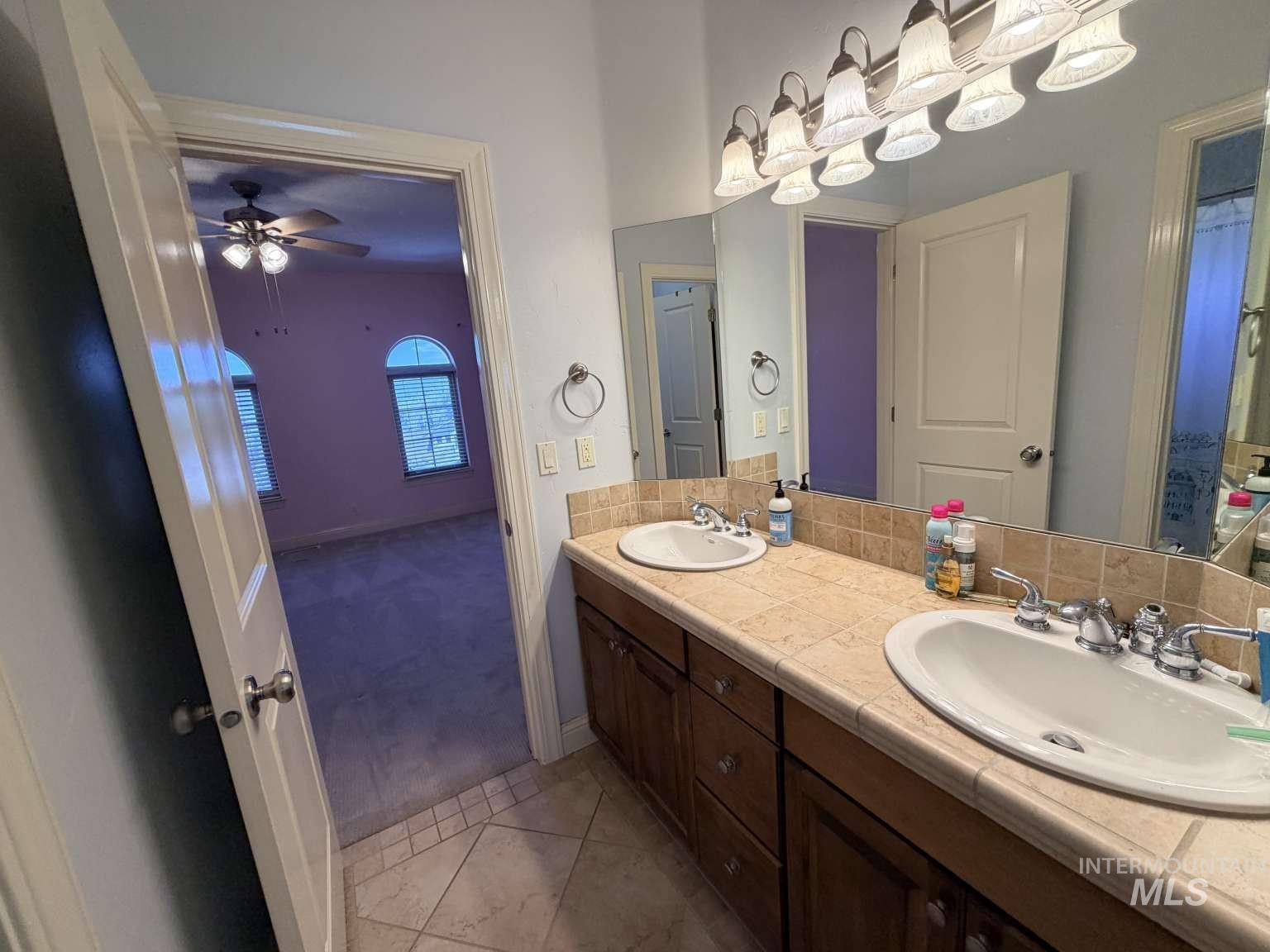 2585 E Varco Via Ct, Boise, Idaho 83712, 5 Bedrooms, 4 Bathrooms, Rental For Rent, Price $4,995, 98993532