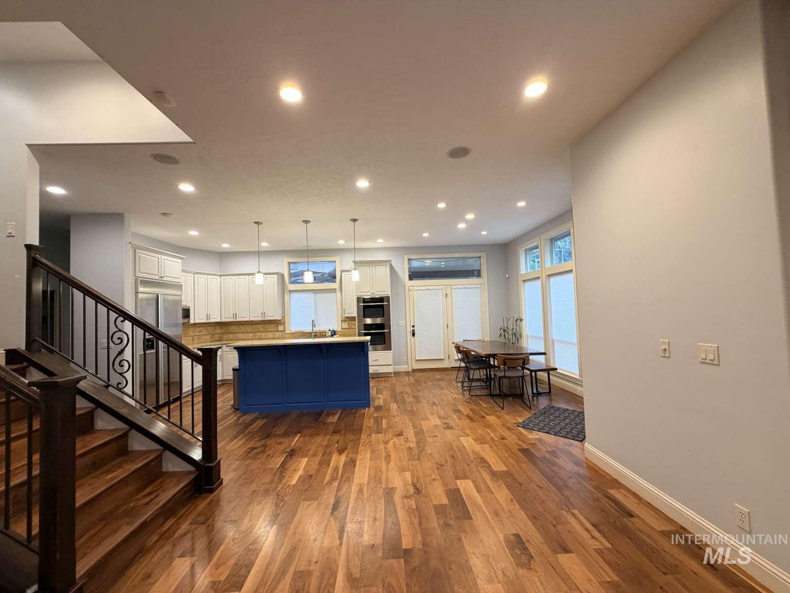 2585 E Varco Via Ct, Boise, Idaho 83712, 5 Bedrooms, 4 Bathrooms, Rental For Rent, Price $4,995, 98993532