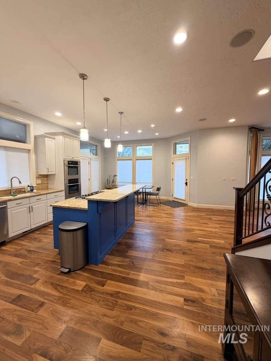 2585 E Varco Via Ct, Boise, Idaho 83712, 5 Bedrooms, 4 Bathrooms, Rental For Rent, Price $4,995, 98993532