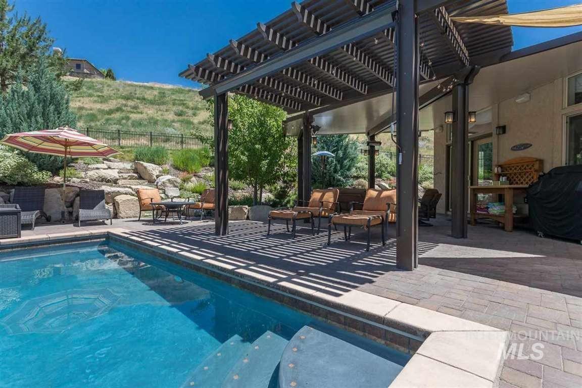 2585 E Varco Via Ct, Boise, Idaho 83712, 5 Bedrooms, 4 Bathrooms, Rental For Rent, Price $4,995, 98993532