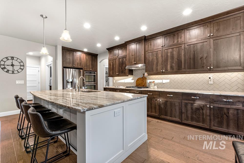 5355 S Tindaris Pl, Meridian, Idaho 83642, 4 Bedrooms, 3.5 Bathrooms, Residential For Sale, Price $819,900, 98993534
