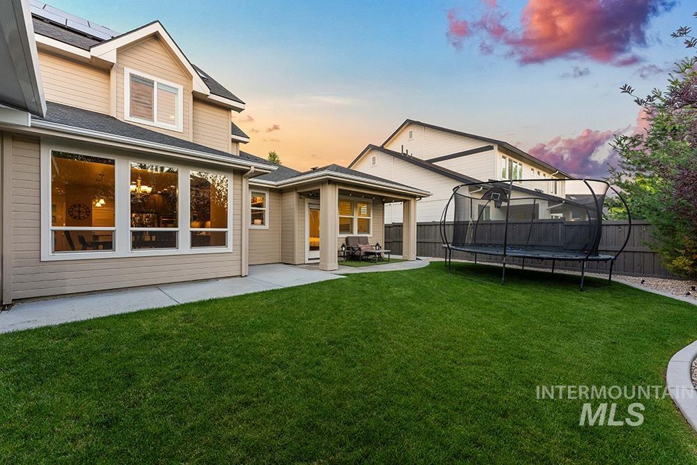 5355 S Tindaris Pl, Meridian, Idaho 83642, 4 Bedrooms, 3.5 Bathrooms, Residential For Sale, Price $819,900, 98993534