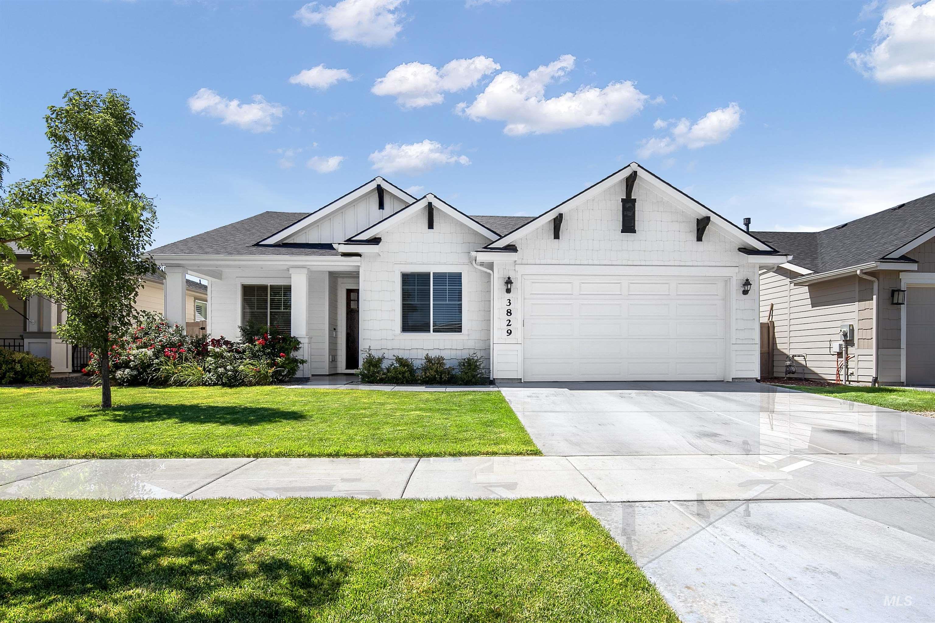 3829 E Huntly St, Meridian, Idaho 83642-5707, 3 Bedrooms, 2 Bathrooms, Residential For Sale, Price $525,000, 98993535