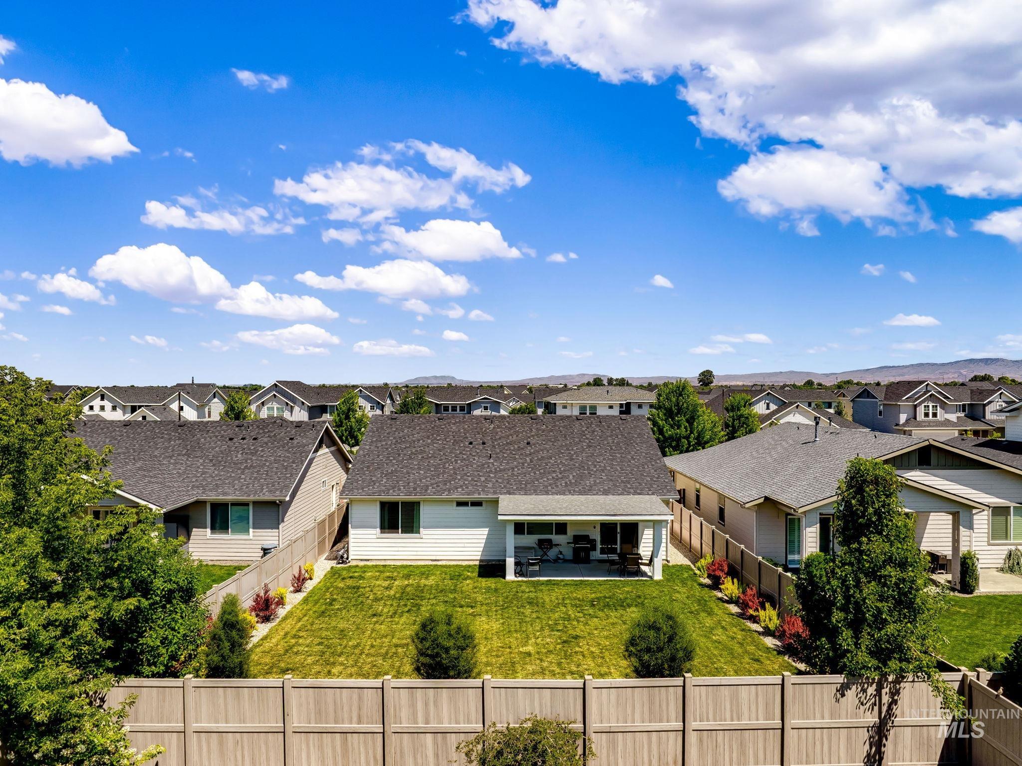 3829 E Huntly St, Meridian, Idaho 83642-5707, 3 Bedrooms, 2 Bathrooms, Residential For Sale, Price $525,000, 98993535