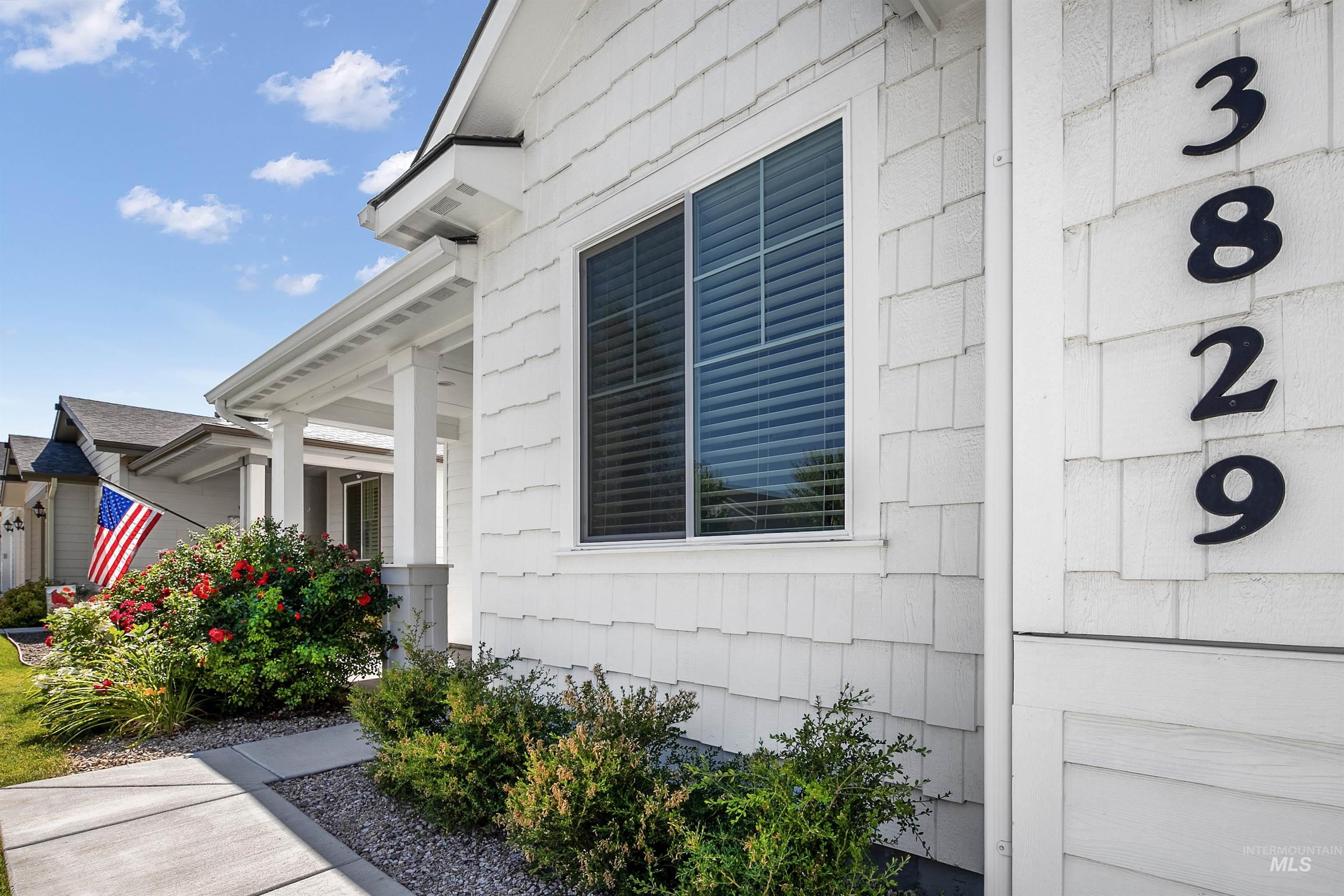 3829 E Huntly St, Meridian, Idaho 83642-5707, 3 Bedrooms, 2 Bathrooms, Residential For Sale, Price $525,000, 98993535