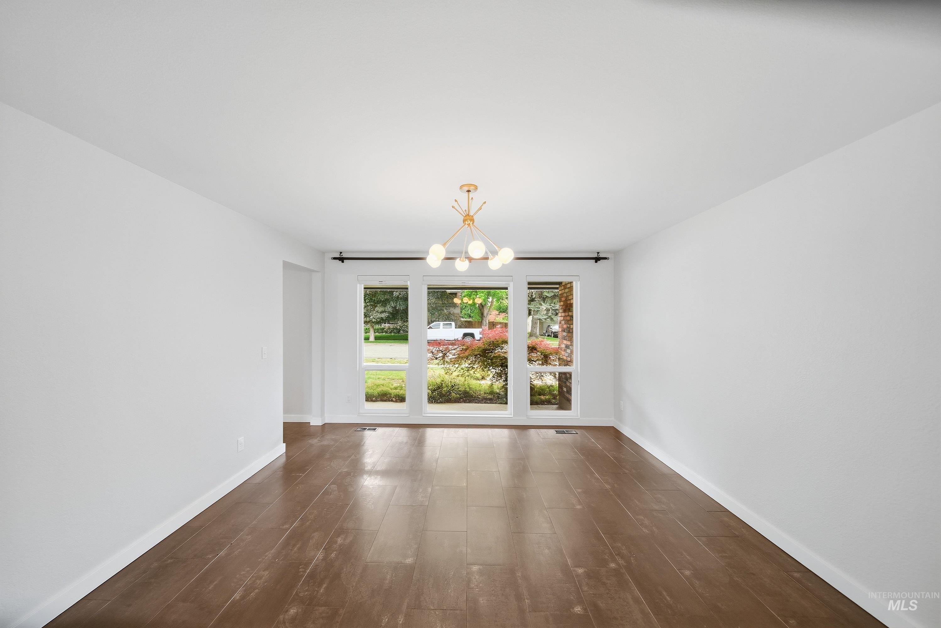 723 N Spyglass Way, Eagle, Idaho 83616, 3 Bedrooms, 2.5 Bathrooms, Residential For Sale, Price $750,000, 98993537