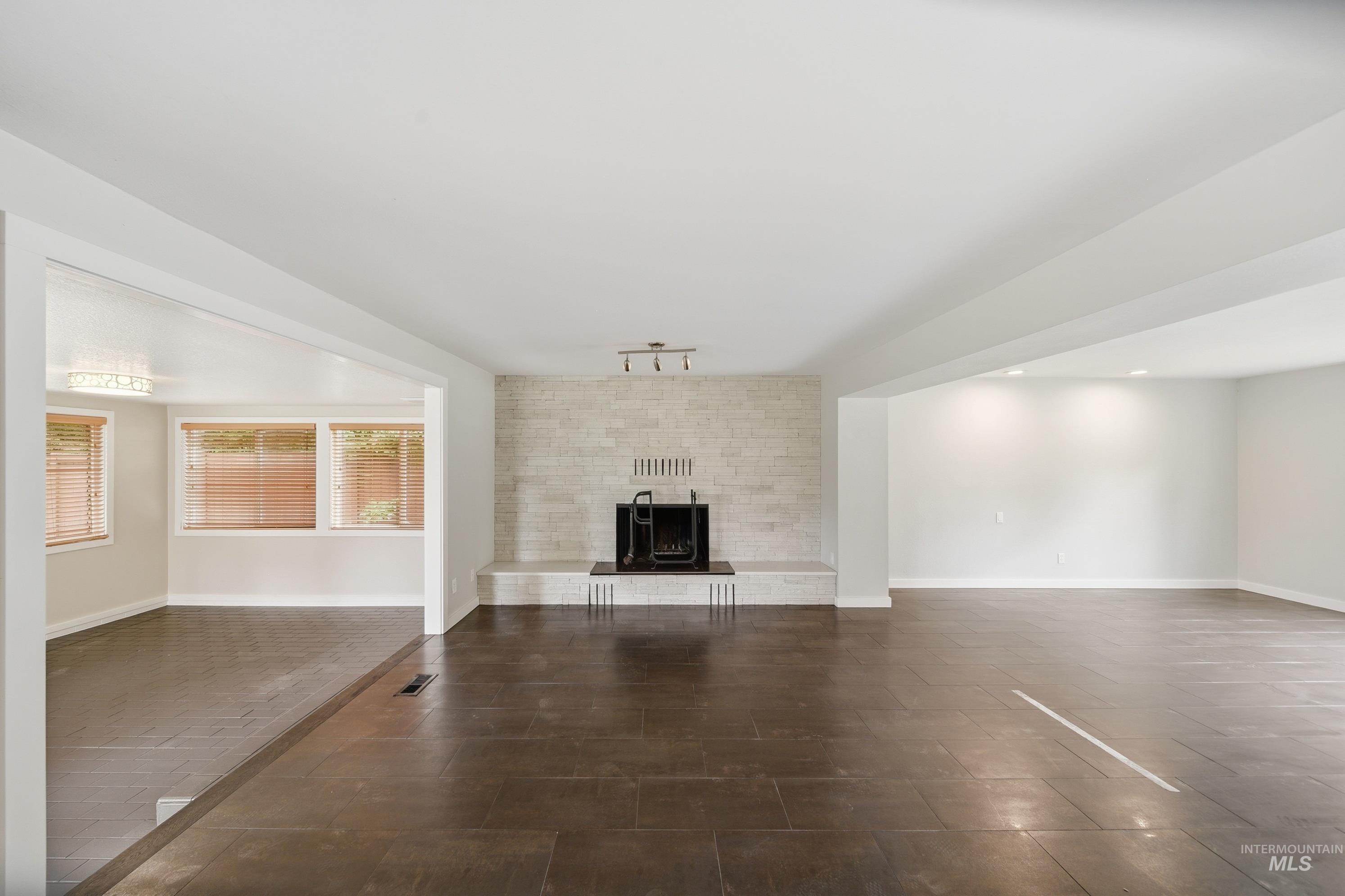 723 N Spyglass Way, Eagle, Idaho 83616, 3 Bedrooms, 2.5 Bathrooms, Residential For Sale, Price $750,000, 98993537