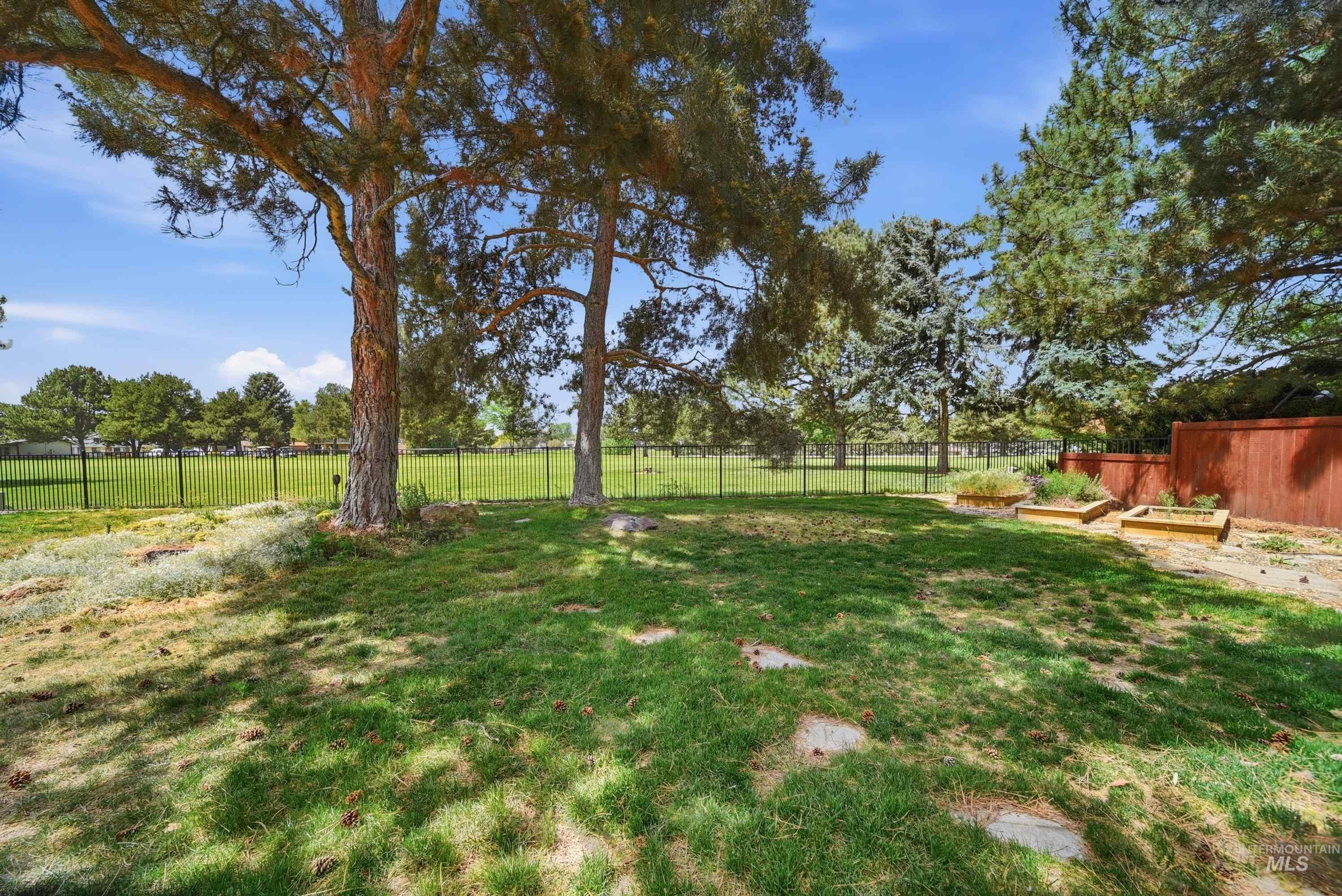 723 N Spyglass Way, Eagle, Idaho 83616, 3 Bedrooms, 2.5 Bathrooms, Residential For Sale, Price $750,000, 98993537