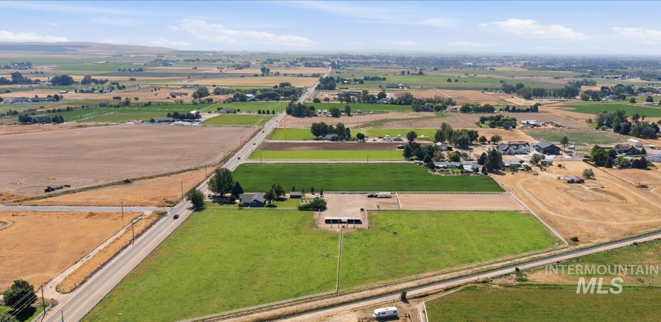 4376 E King Road, Kuna, Idaho 83634, 3 Bedrooms, 2 Bathrooms, Residential For Sale, Price $1,299,000, 98993549