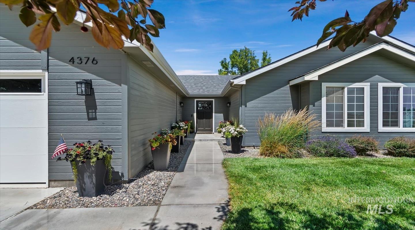 4376 E King Road, Kuna, Idaho 83634, 3 Bedrooms, 2 Bathrooms, Residential For Sale, Price $1,299,000, 98993549