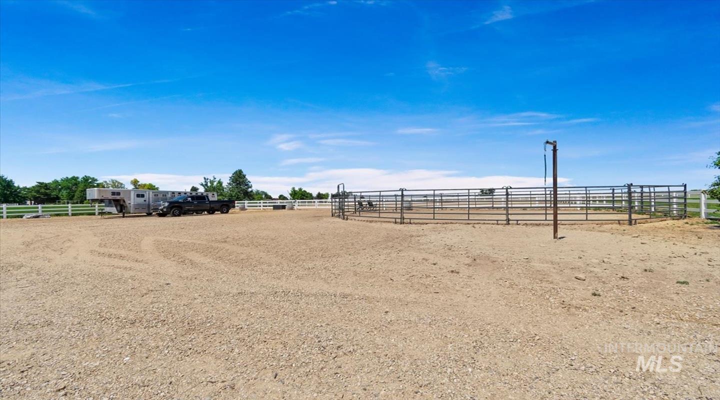 4376 E King Road, Kuna, Idaho 83634, 3 Bedrooms, 2 Bathrooms, Residential For Sale, Price $1,299,000, 98993549