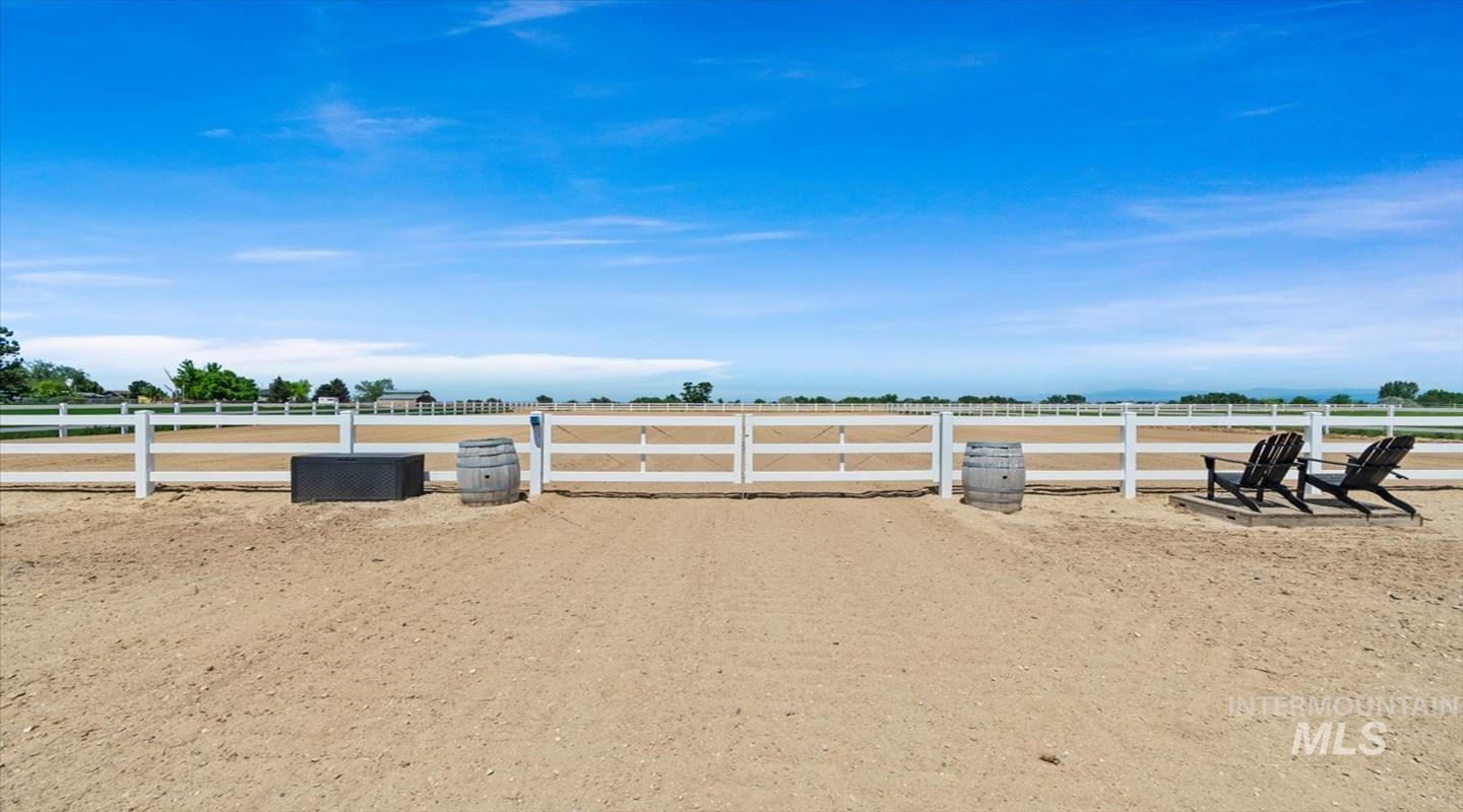 4376 E King Road, Kuna, Idaho 83634, 3 Bedrooms, 2 Bathrooms, Residential For Sale, Price $1,299,000, 98993549