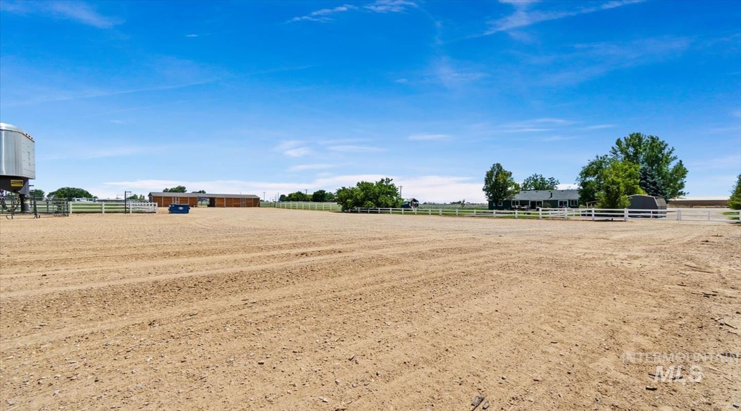 4376 E King Road, Kuna, Idaho 83634, 3 Bedrooms, 2 Bathrooms, Residential For Sale, Price $1,299,000, 98993549