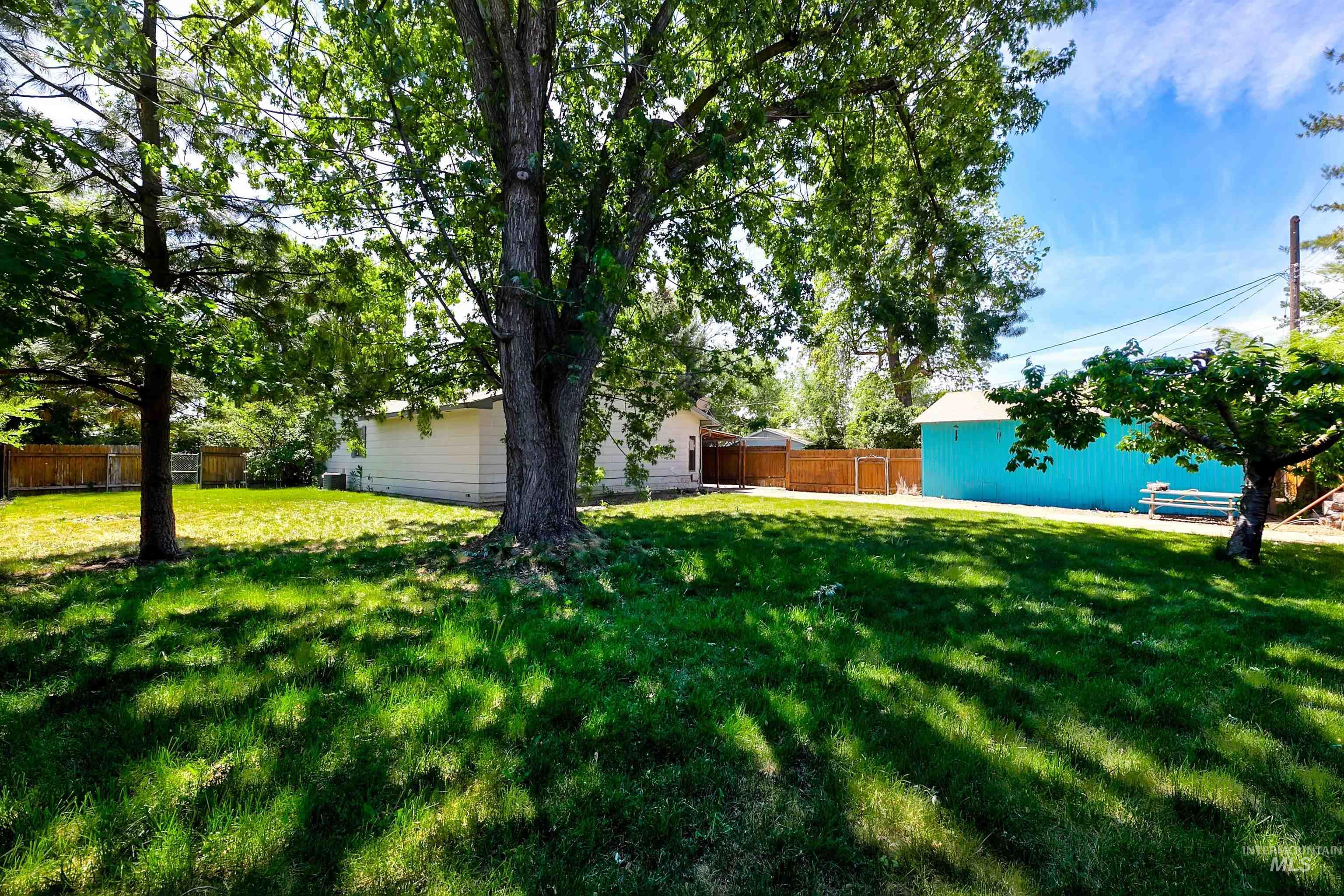 306 Bills Ave., Garden City, Idaho 83714, 3 Bedrooms, 1.5 Bathrooms, Residential For Sale, Price $574,900, 98993551