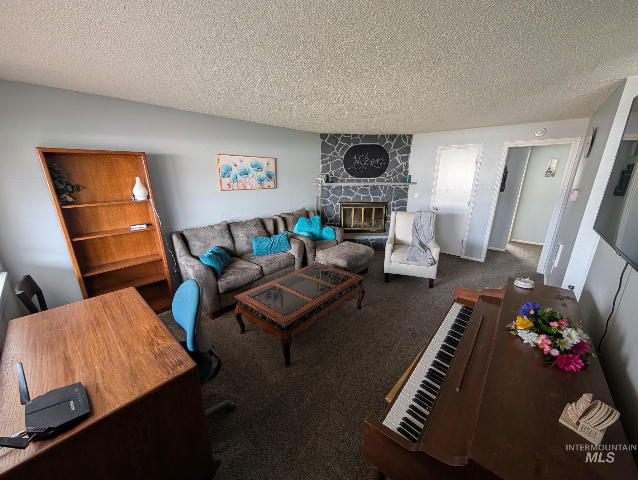 518 Amber Street, Caldwell, Idaho 83605, 2 Bedrooms, 1 Bathroom, Residential Income For Sale, Price $449,000,MLS 98993552