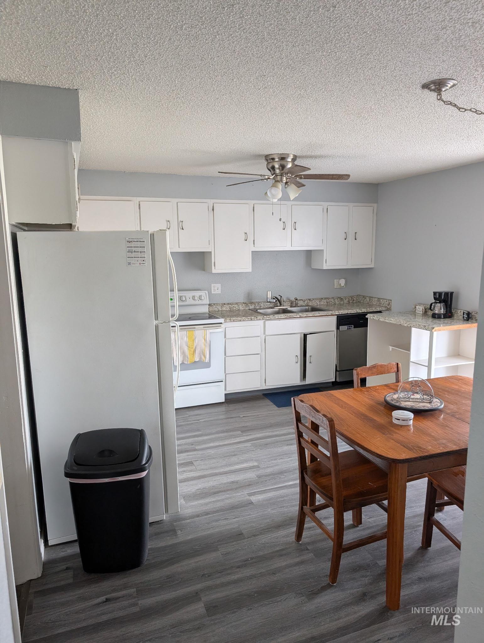 518 Amber Street, Caldwell, Idaho 83605, 2 Bedrooms, 1 Bathroom, Residential Income For Sale, Price $449,000,MLS 98993552