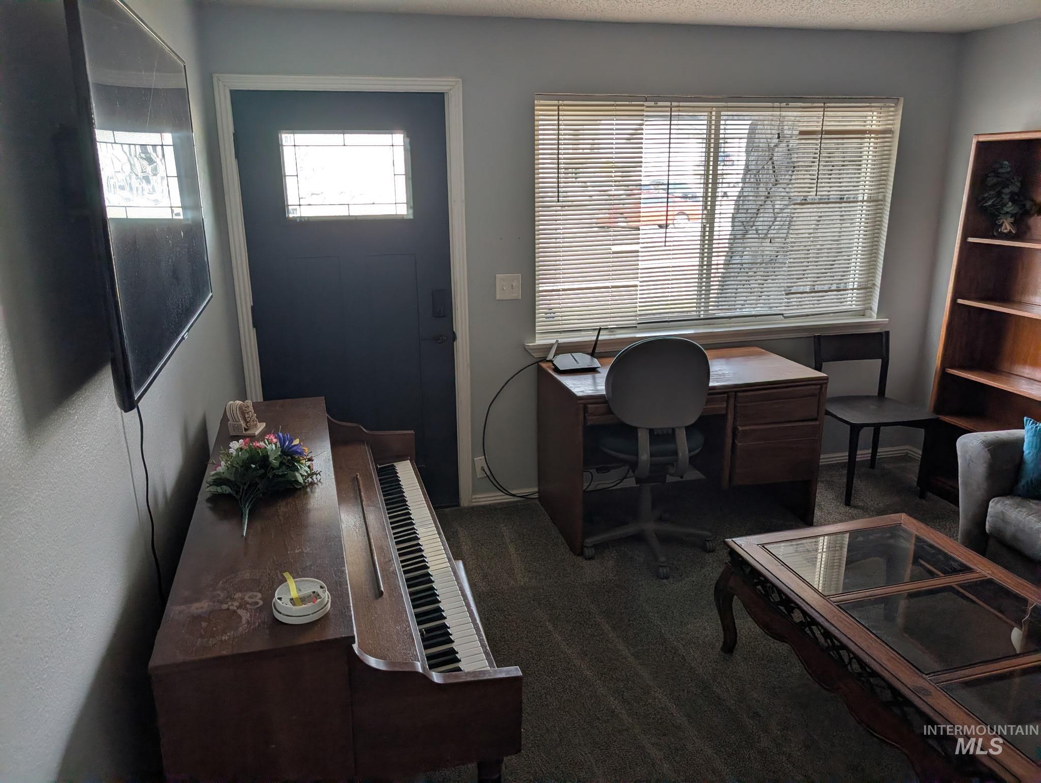 518 Amber Street, Caldwell, Idaho 83605, 2 Bedrooms, 1 Bathroom, Residential Income For Sale, Price $449,000,MLS 98993552