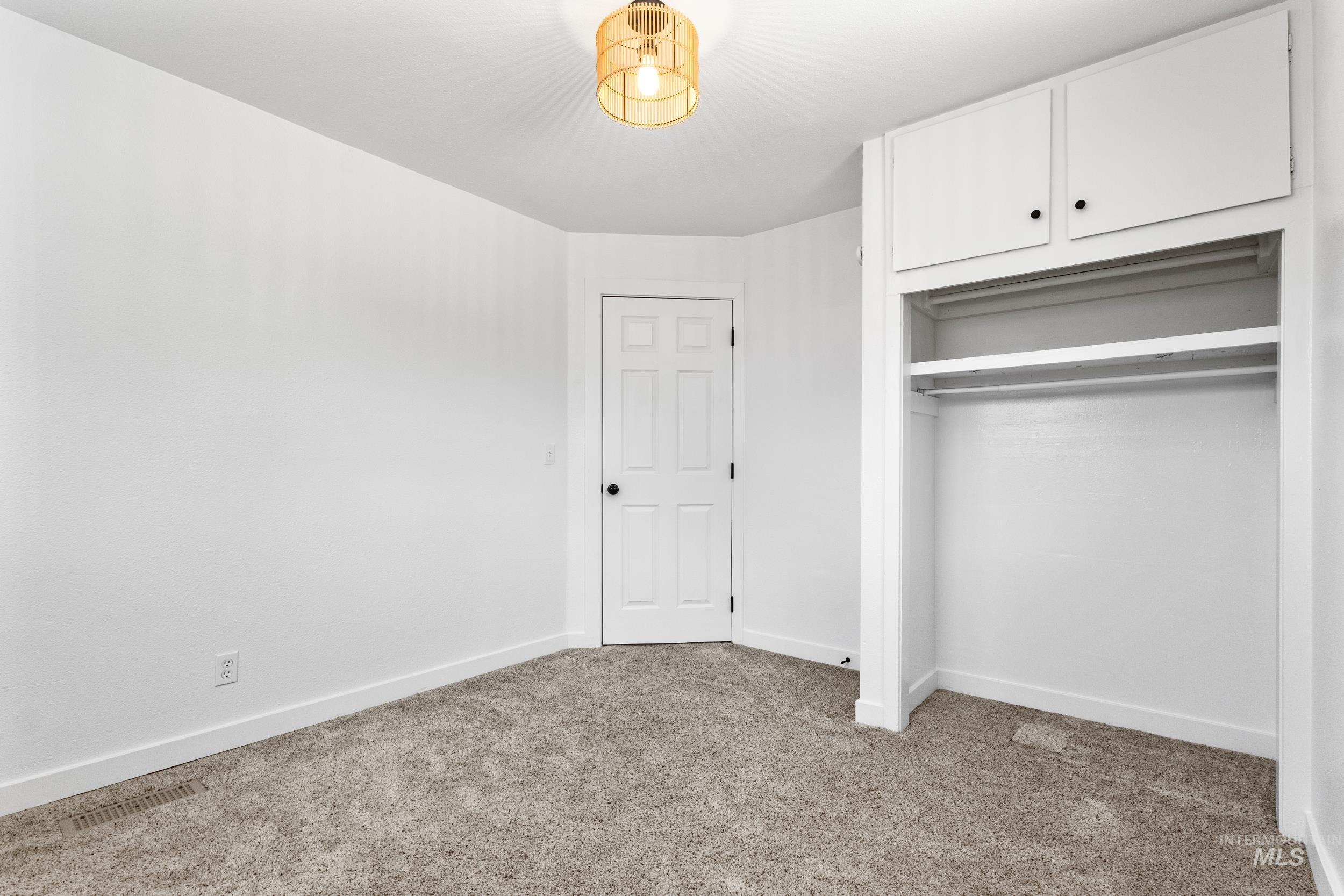 1324 Bonneville St, Nampa, Idaho 83651, 3 Bedrooms, 2 Bathrooms, Residential For Sale, Price $350,000,MLS 98993553