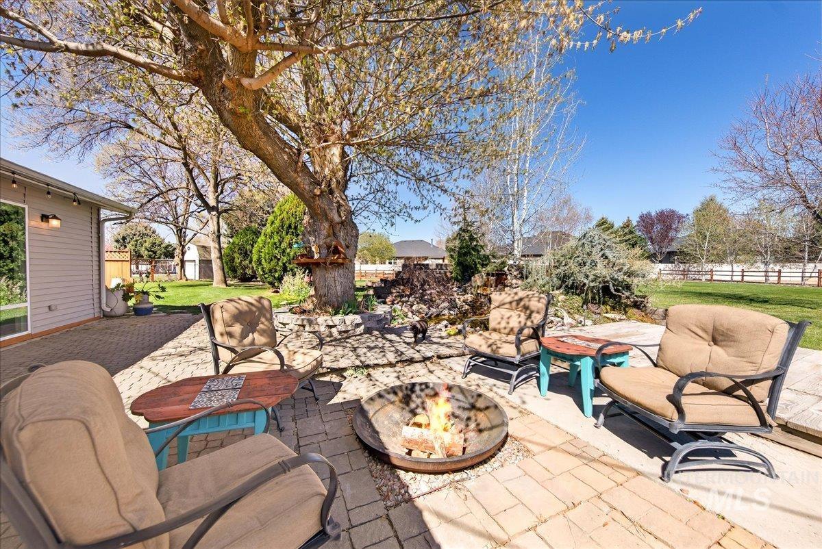 4230 N Patriot Cir, Meridian, Idaho 83646, 3 Bedrooms, 2 Bathrooms, Residential For Sale, Price $859,000,MLS 98993556