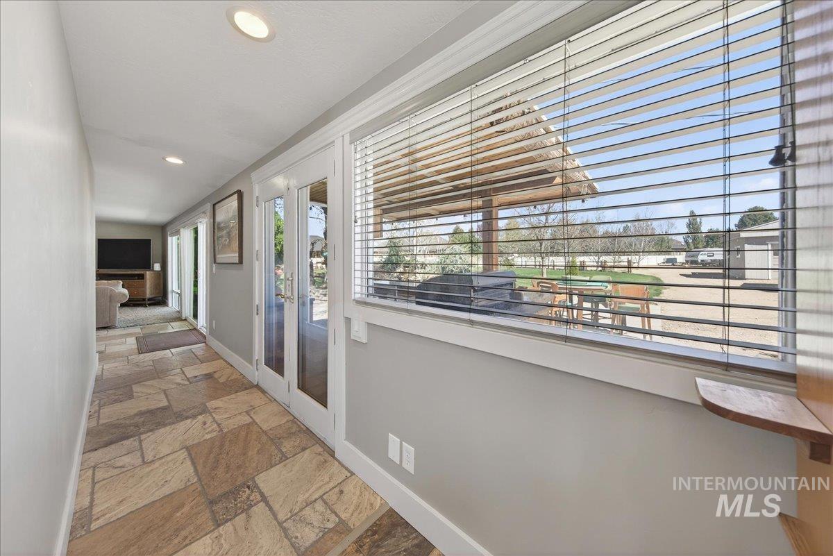 4230 N Patriot Cir, Meridian, Idaho 83646, 3 Bedrooms, 2 Bathrooms, Residential For Sale, Price $859,000,MLS 98993556