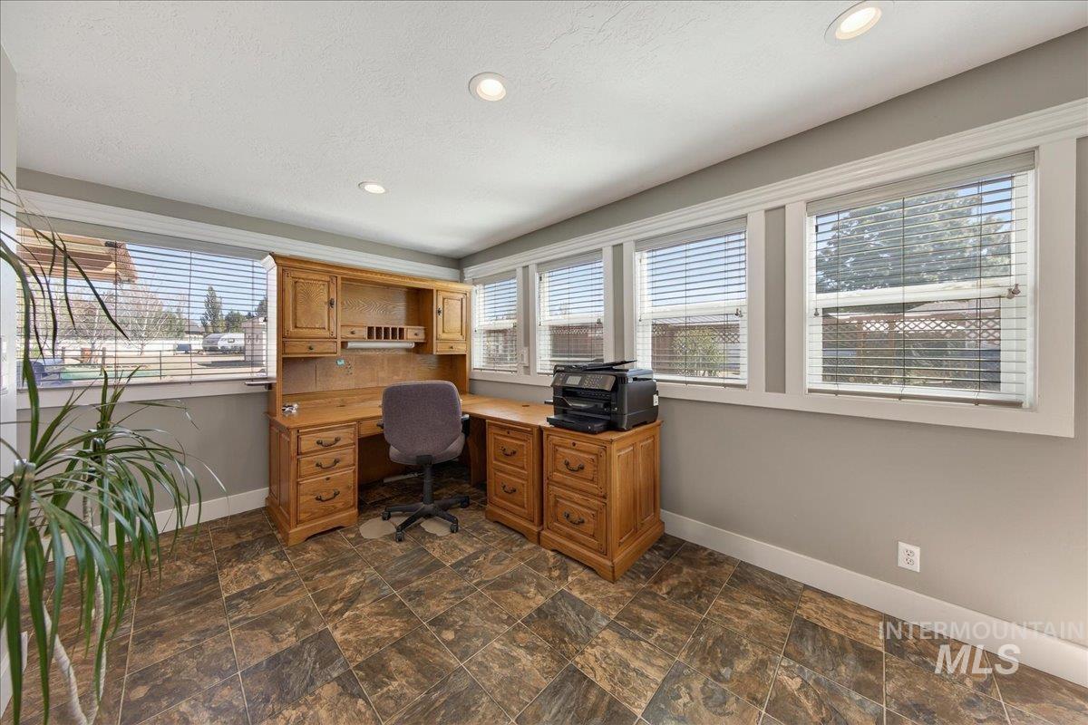 4230 N Patriot Cir, Meridian, Idaho 83646, 3 Bedrooms, 2 Bathrooms, Residential For Sale, Price $859,000,MLS 98993556