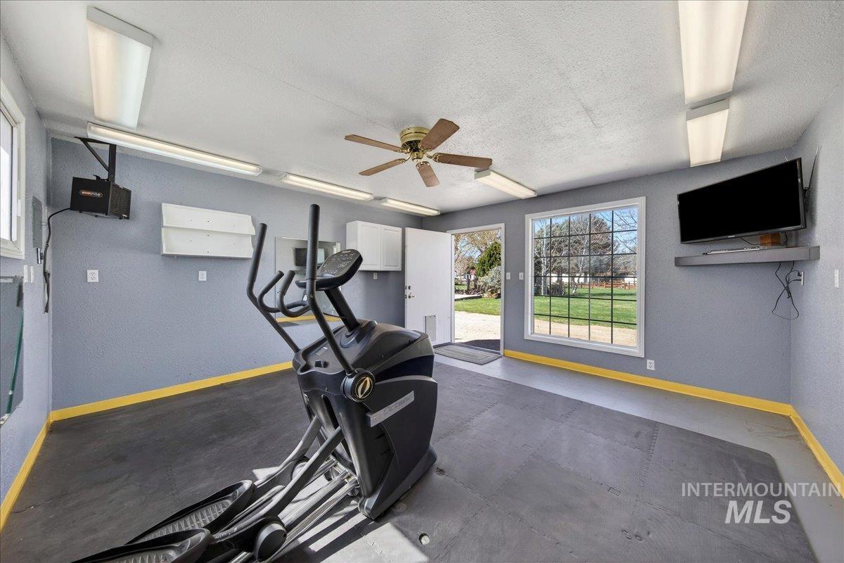 4230 N Patriot Cir, Meridian, Idaho 83646, 3 Bedrooms, 2 Bathrooms, Residential For Sale, Price $859,000,MLS 98993556
