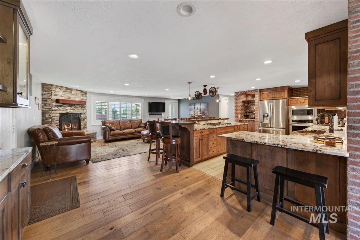 4230 N Patriot Cir, Meridian, Idaho 83646, 3 Bedrooms, 2 Bathrooms, Residential For Sale, Price $859,000,MLS 98993556