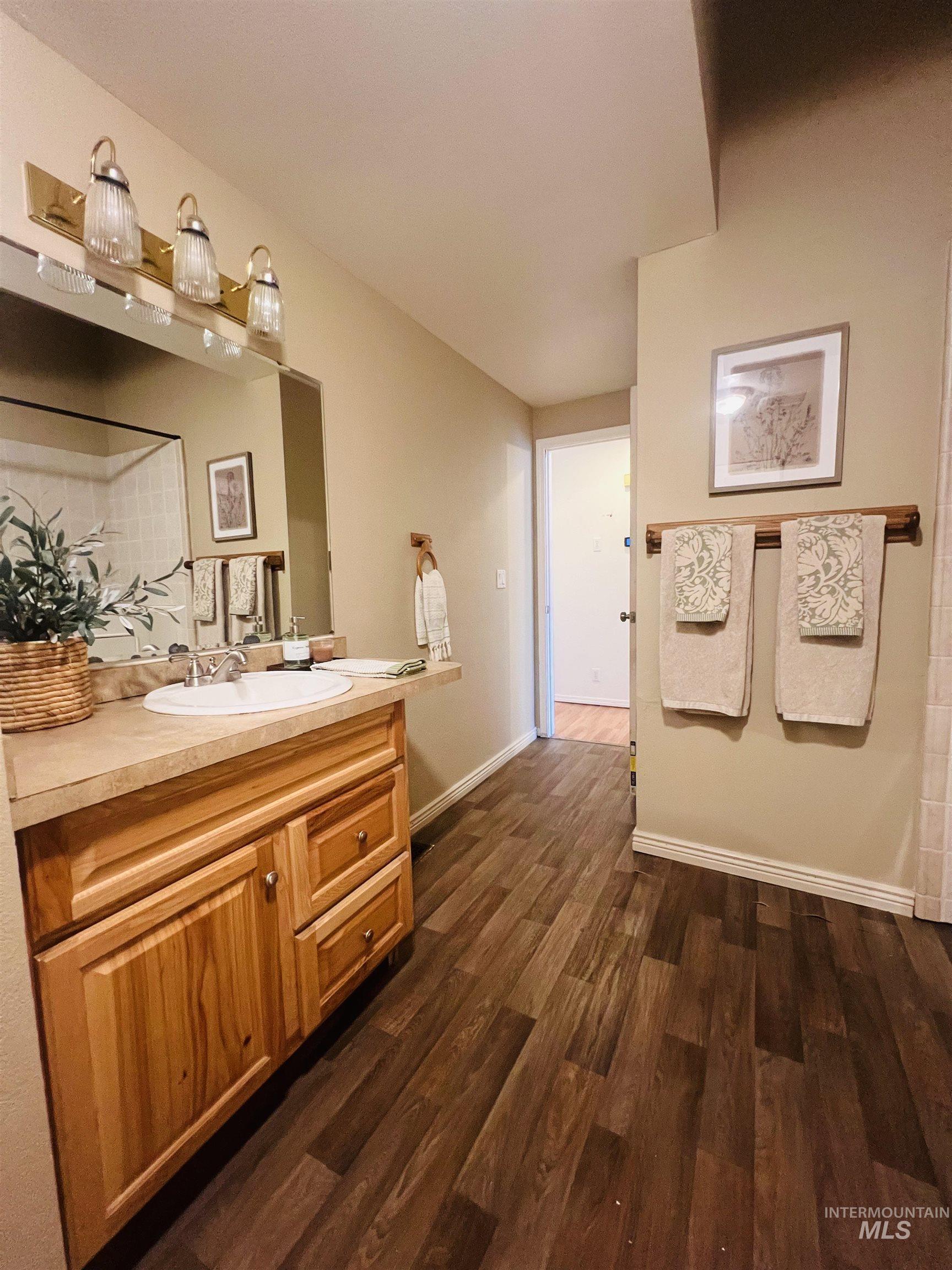 8763 W Austin St., Garden City, Idaho 83714, 3 Bedrooms, 1 Bathroom, Residential For Sale, Price $449,900, 98993559