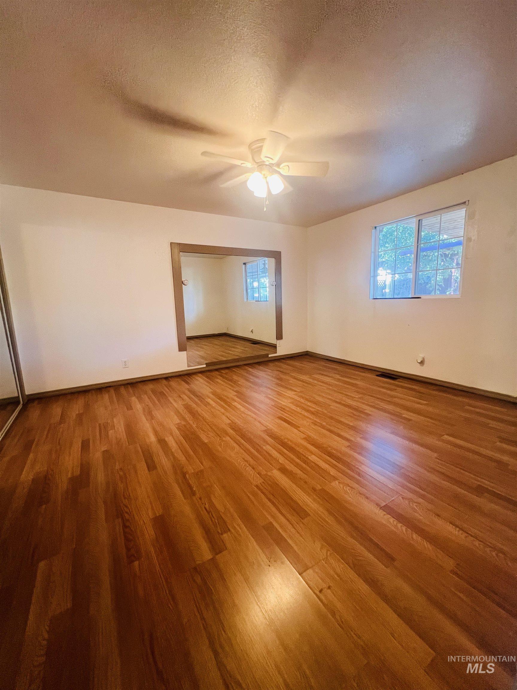 8763 W Austin St., Garden City, Idaho 83714, 3 Bedrooms, 1 Bathroom, Residential For Sale, Price $449,900, 98993559