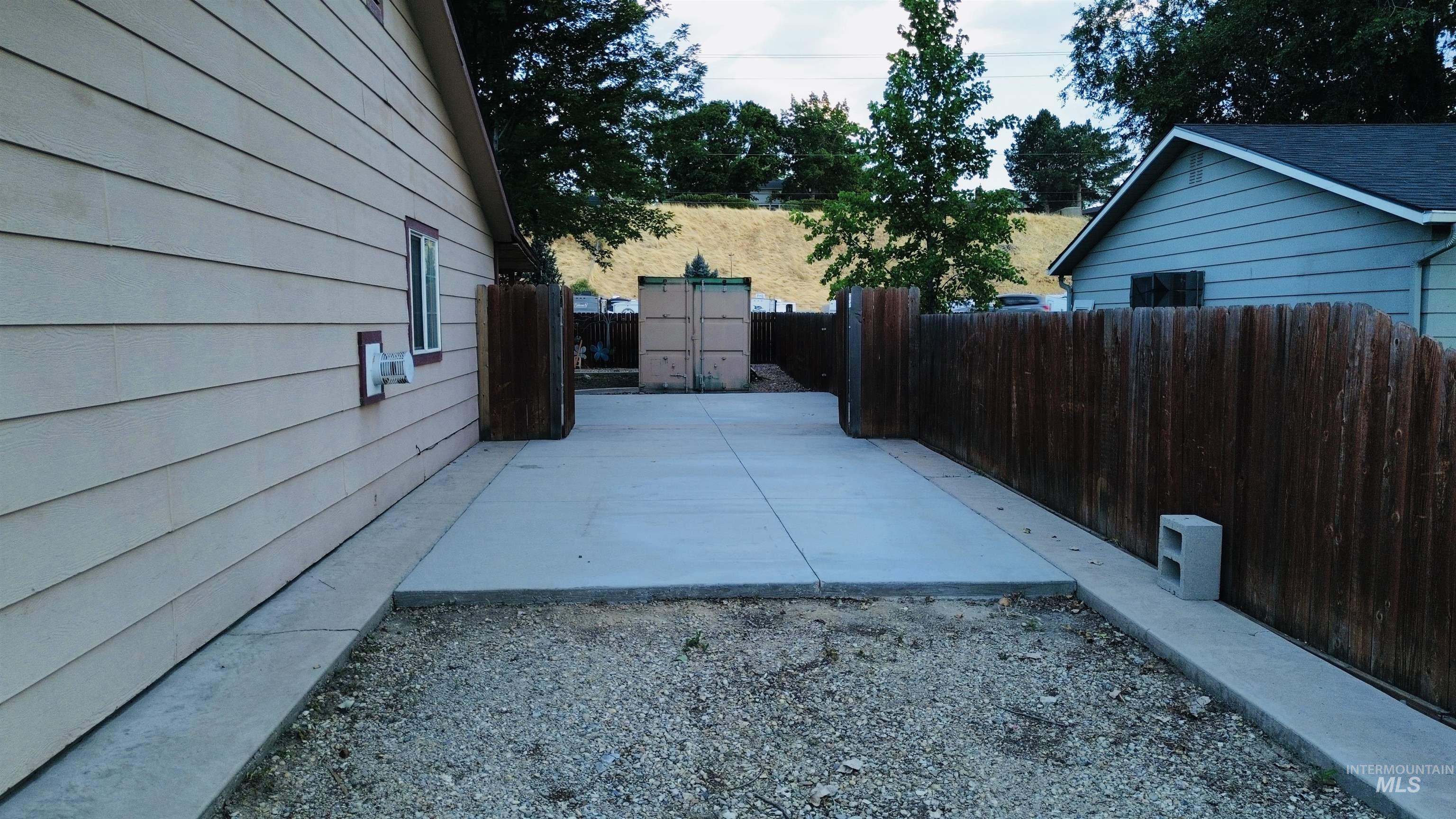 8763 W Austin St., Garden City, Idaho 83714, 3 Bedrooms, 1 Bathroom, Residential For Sale, Price $449,900, 98993559
