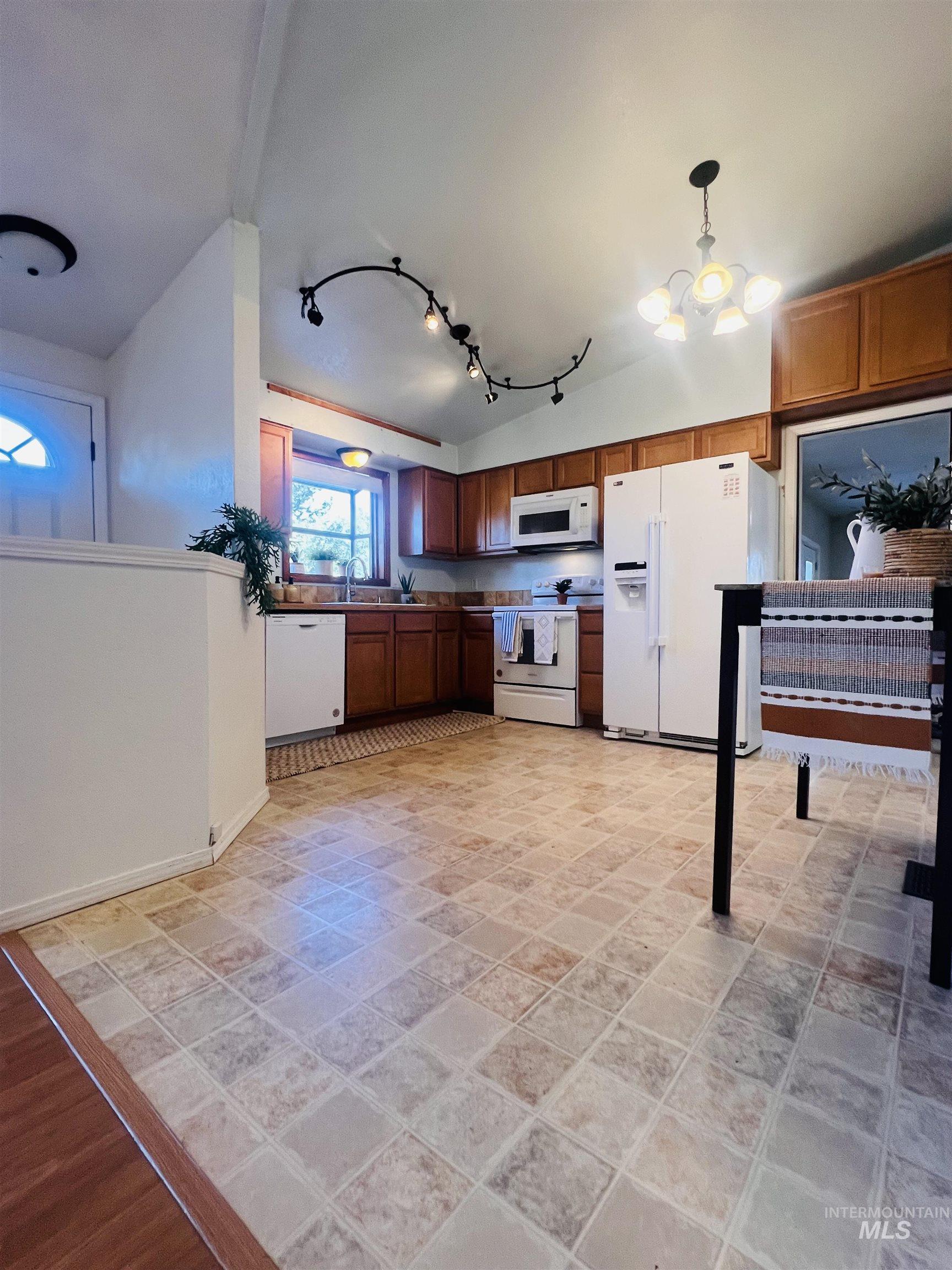8763 W Austin St., Garden City, Idaho 83714, 3 Bedrooms, 1 Bathroom, Residential For Sale, Price $449,900, 98993559