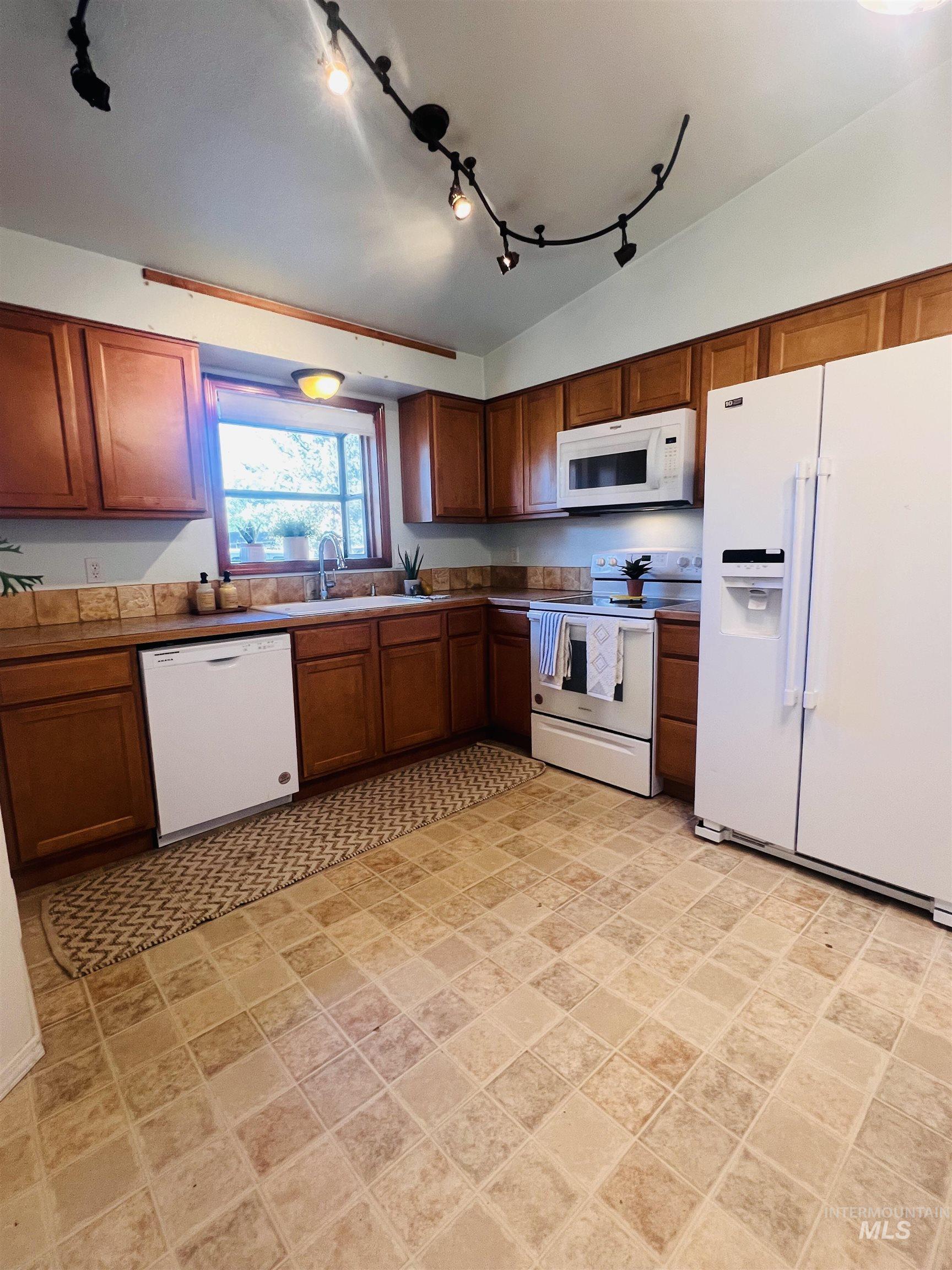 8763 W Austin St., Garden City, Idaho 83714, 3 Bedrooms, 1 Bathroom, Residential For Sale, Price $449,900, 98993559